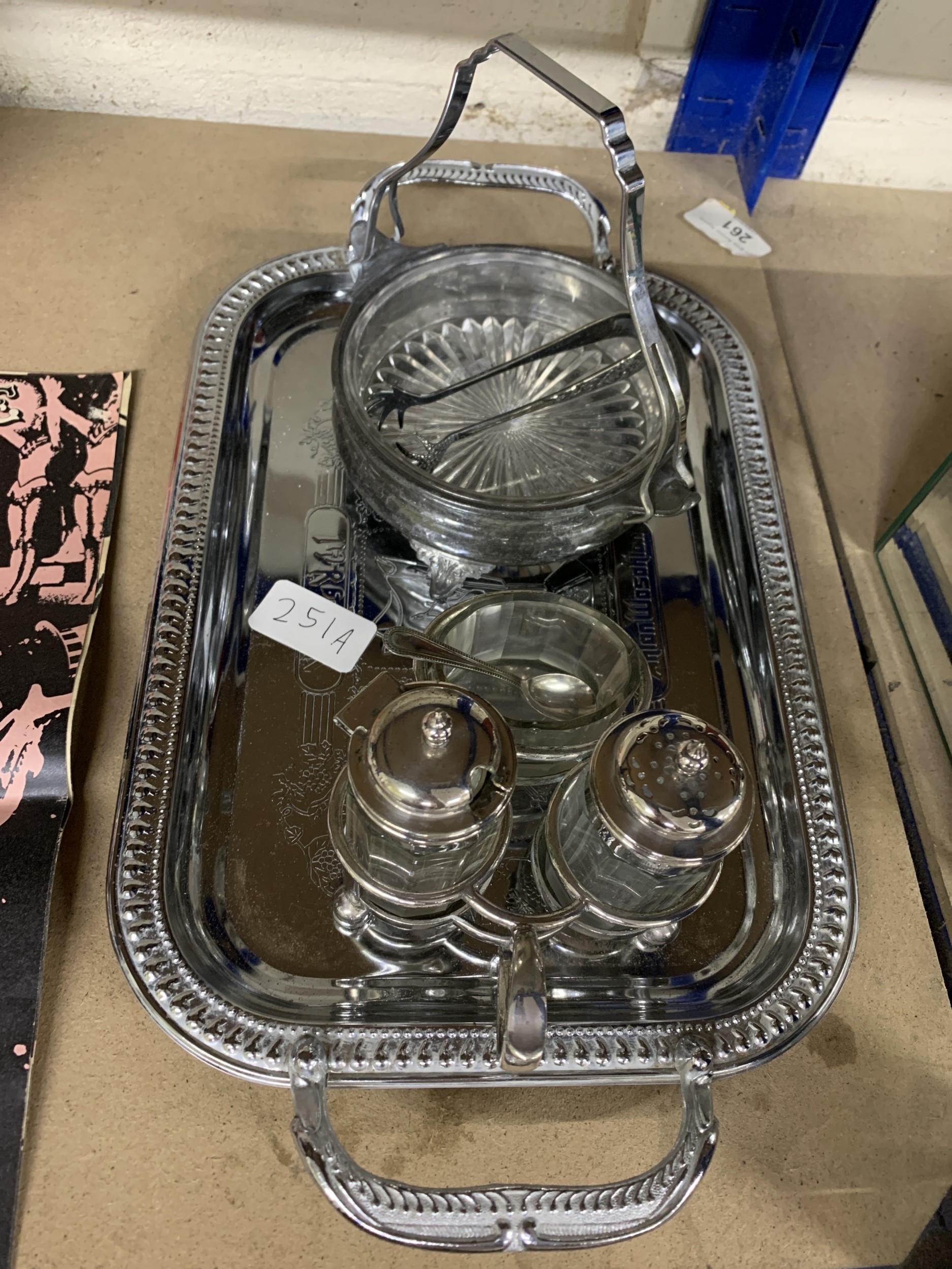 Lot 251a