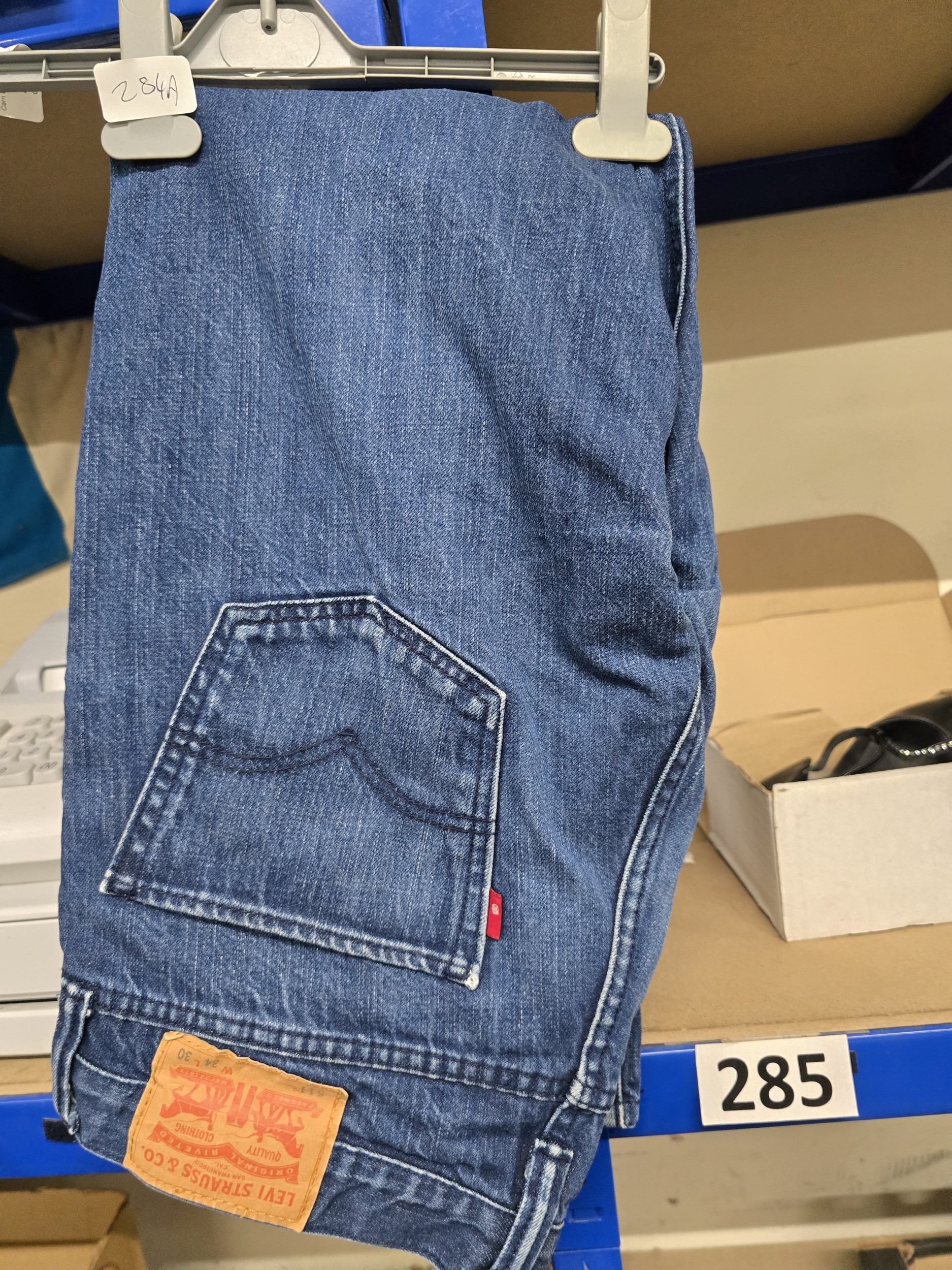 Lot 272a
