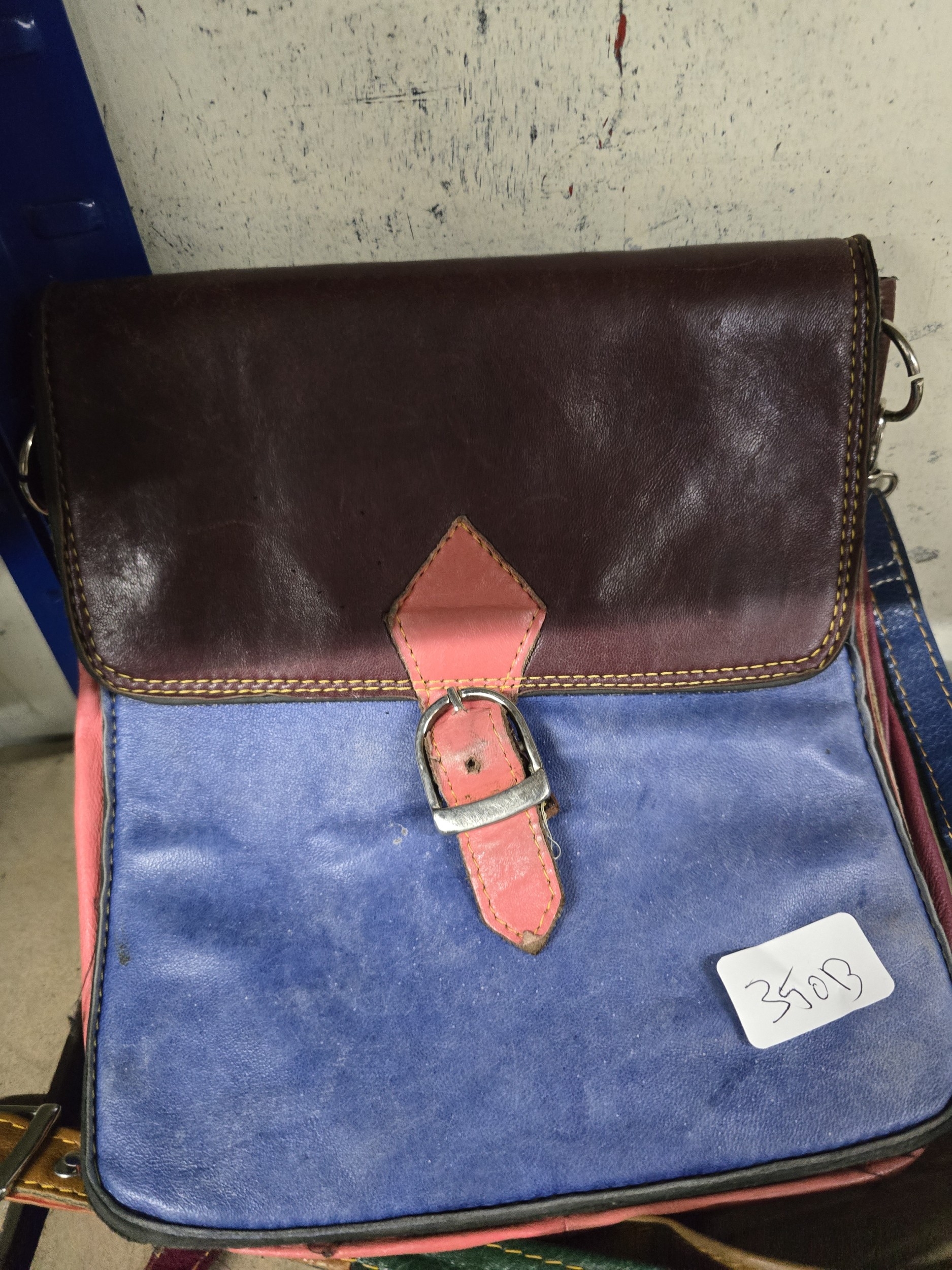 Lot 350b