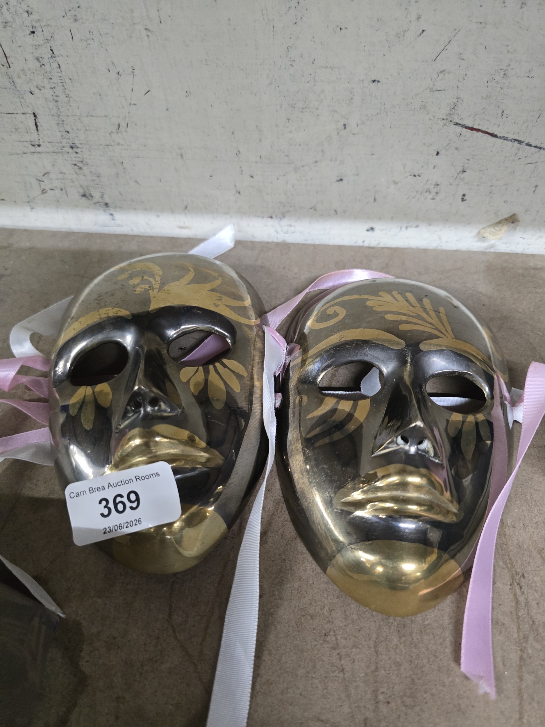 Lot 369