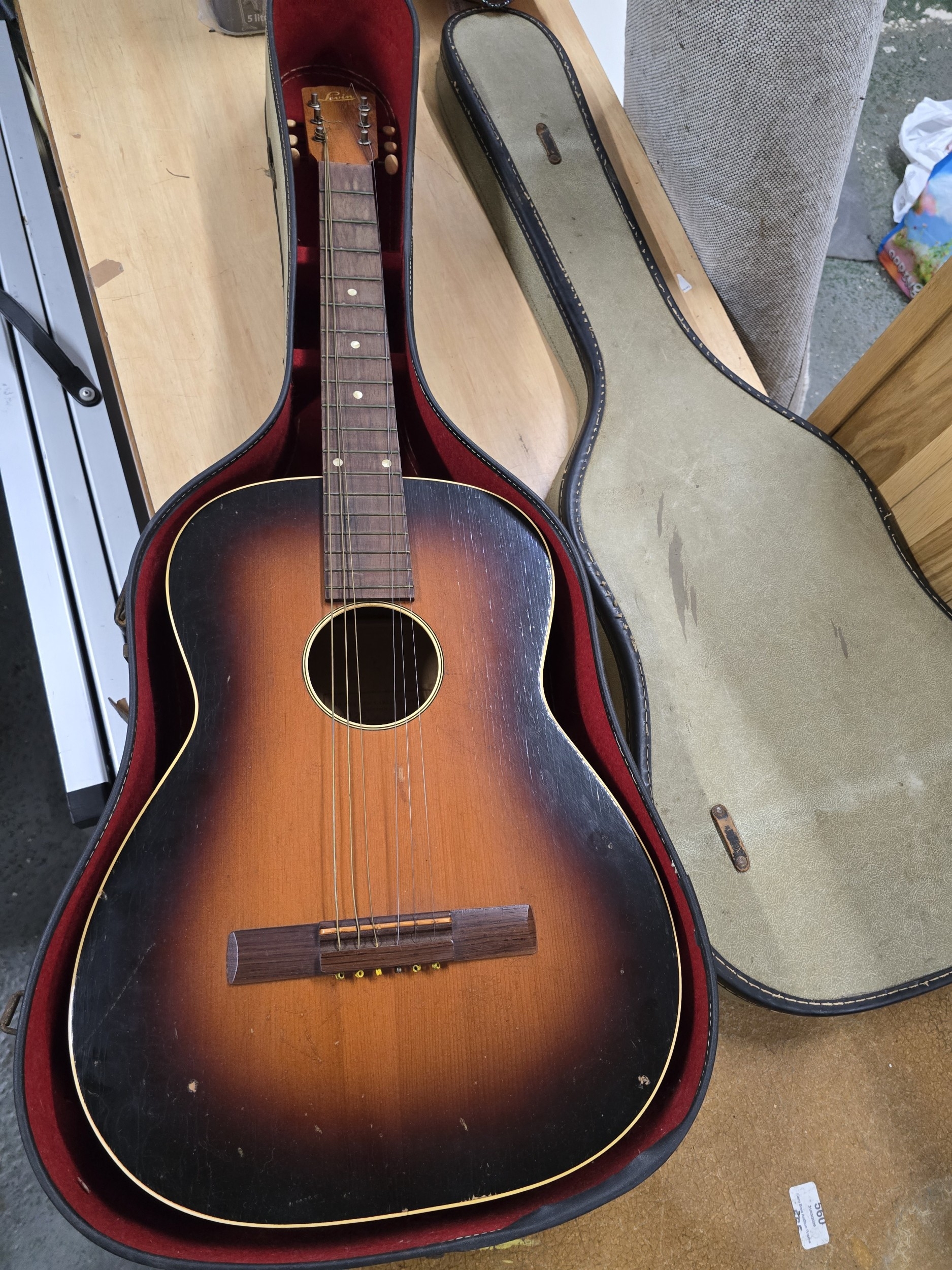 Lot 571
