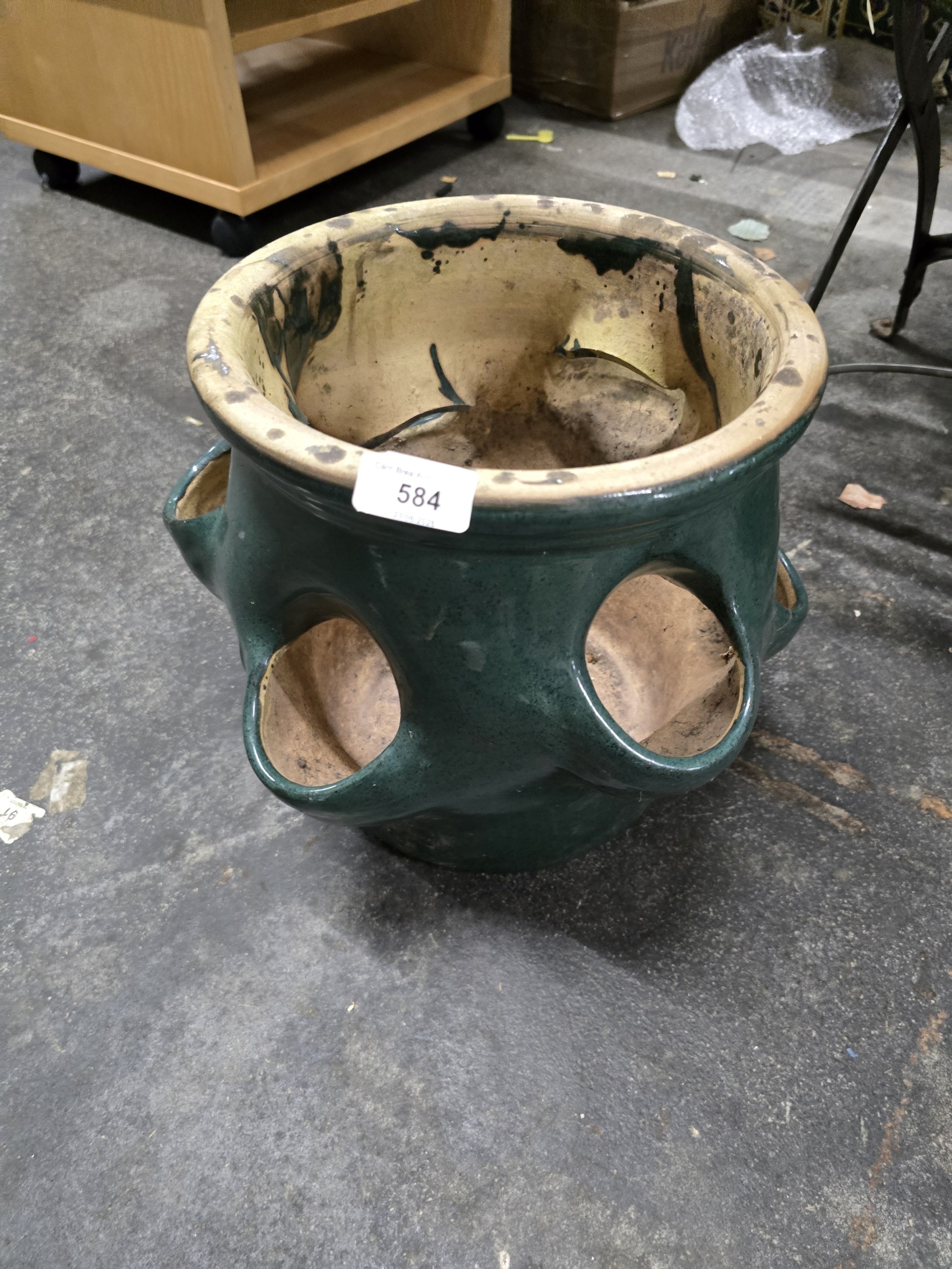 Lot 584