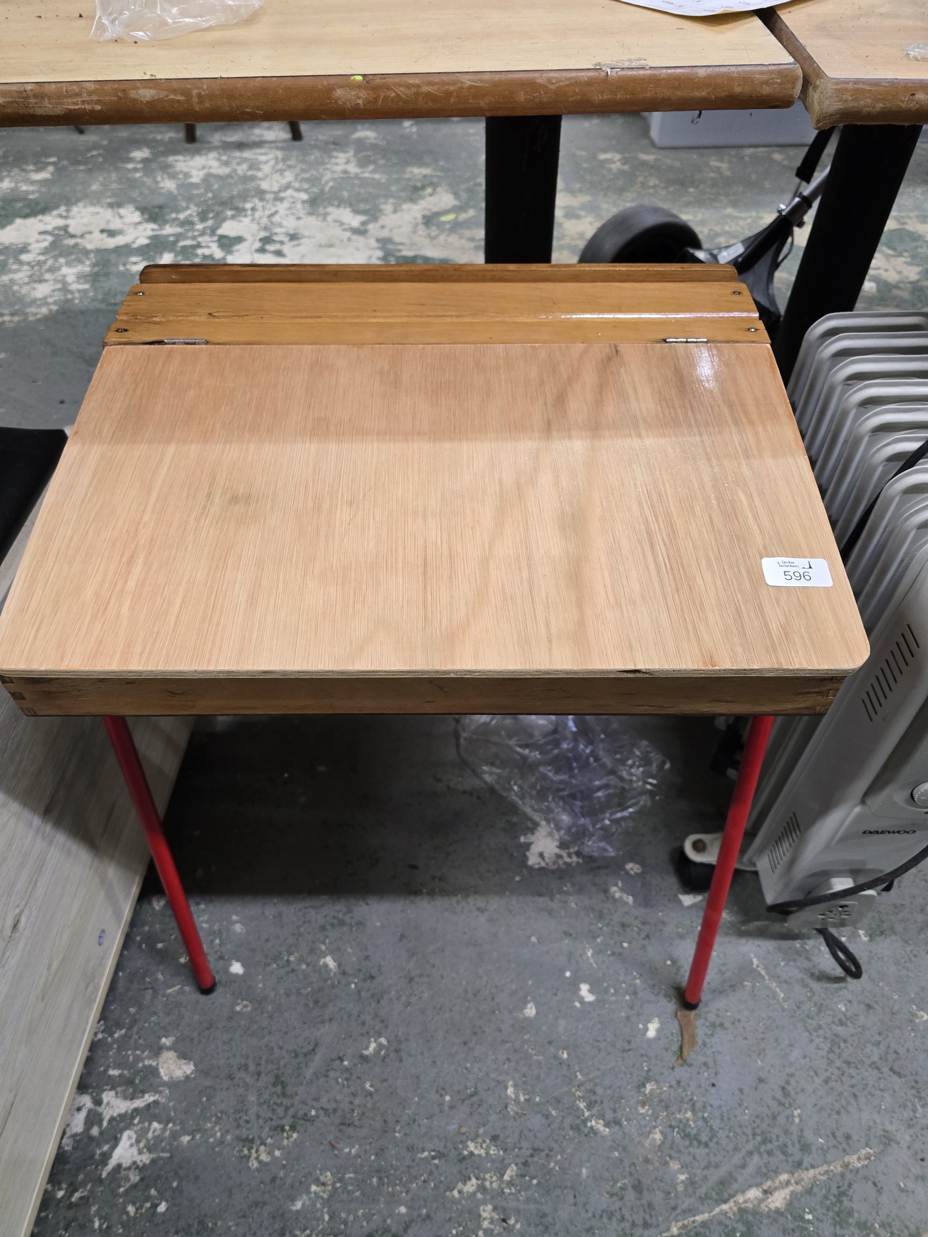 Lot 596