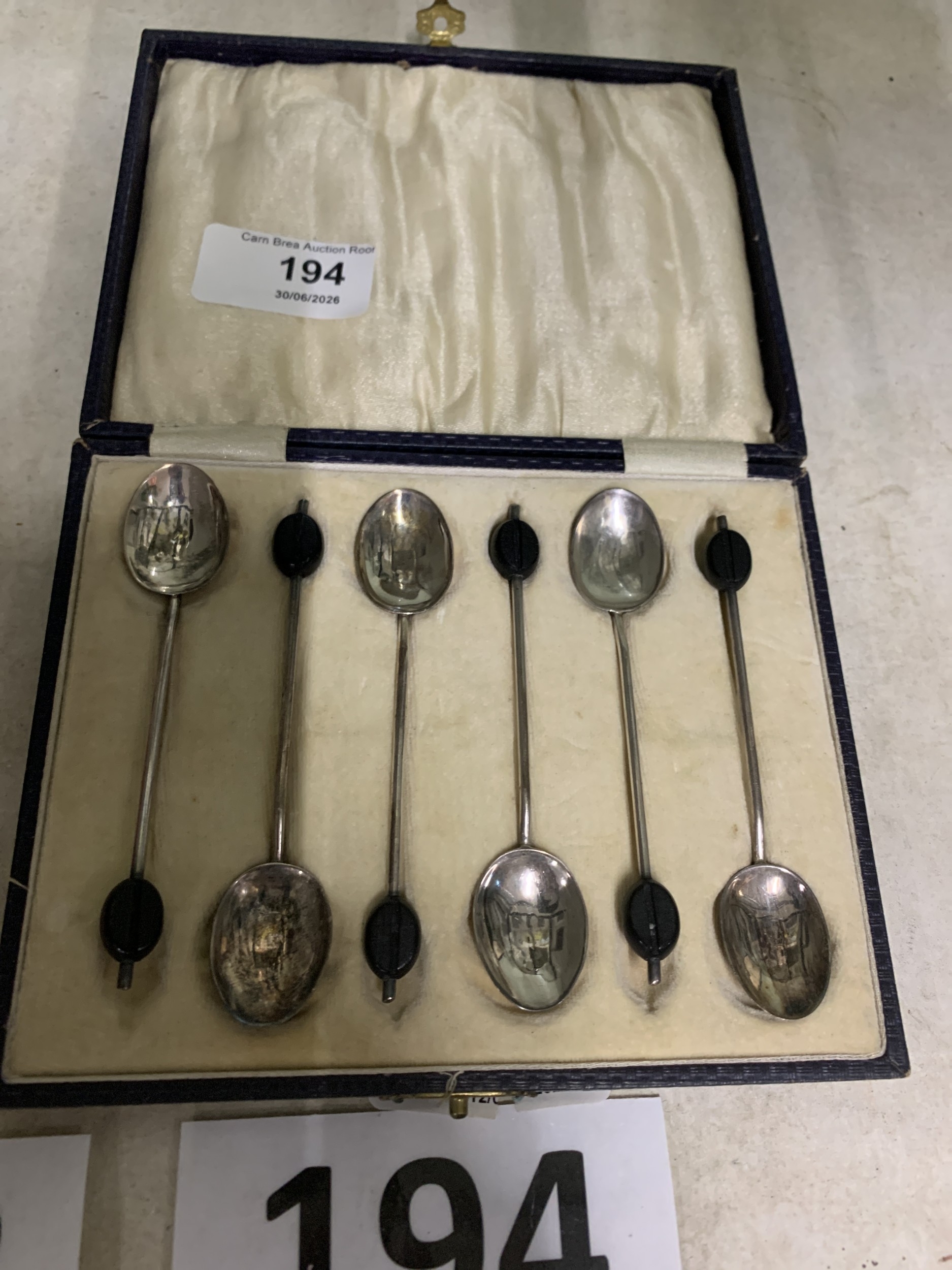 Lot 194
