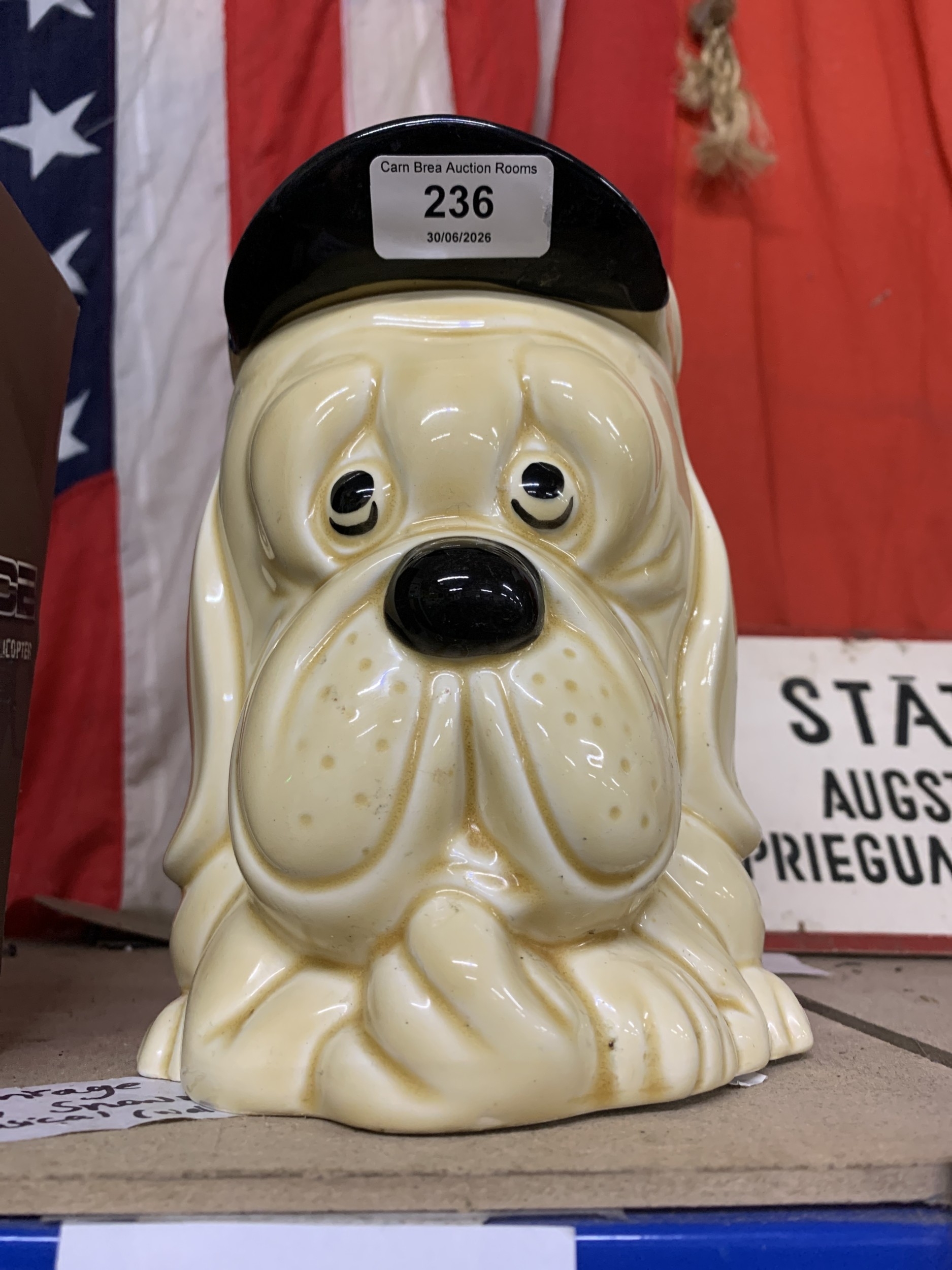 Lot 236