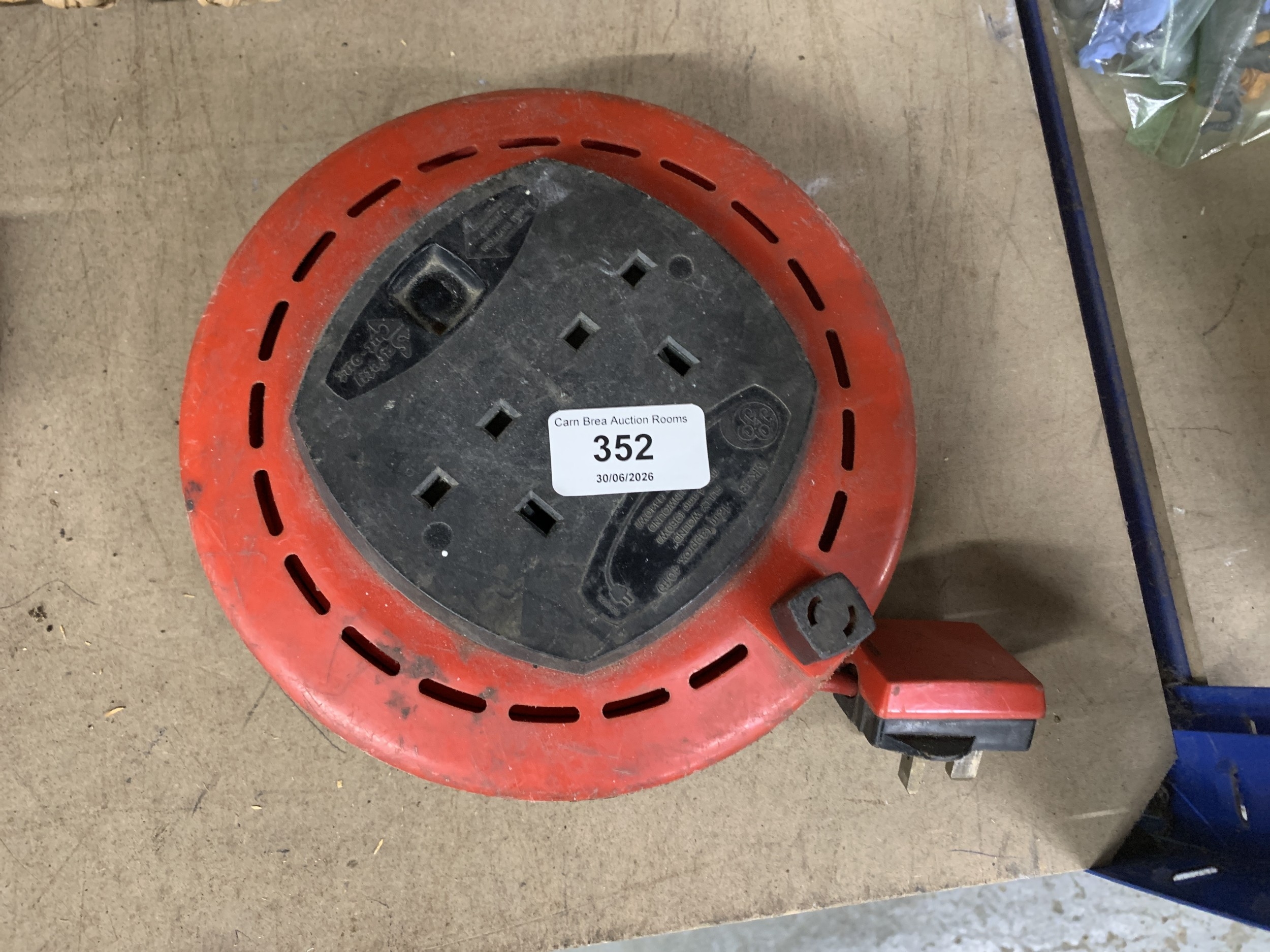 Lot 352