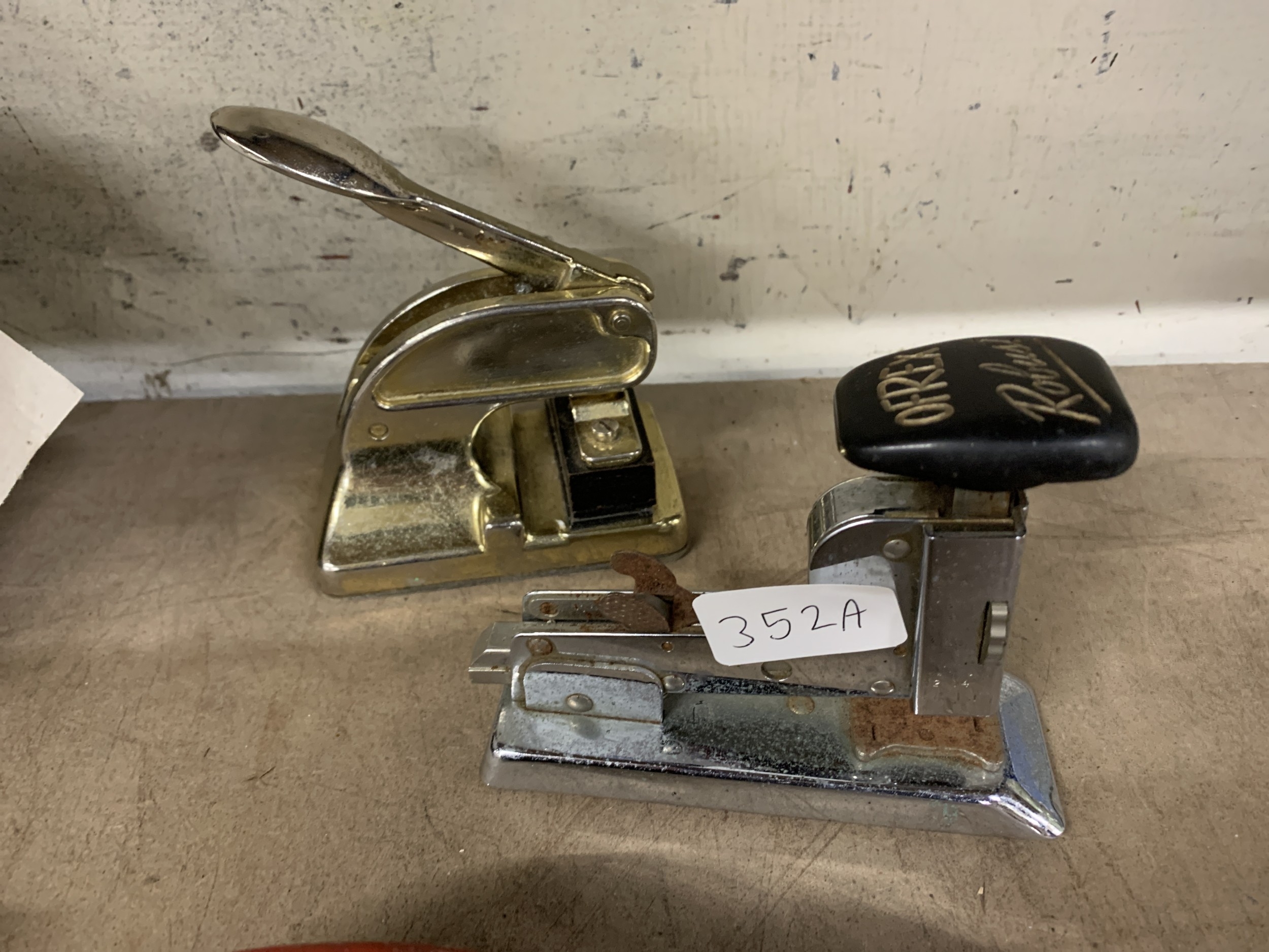 Lot 352a