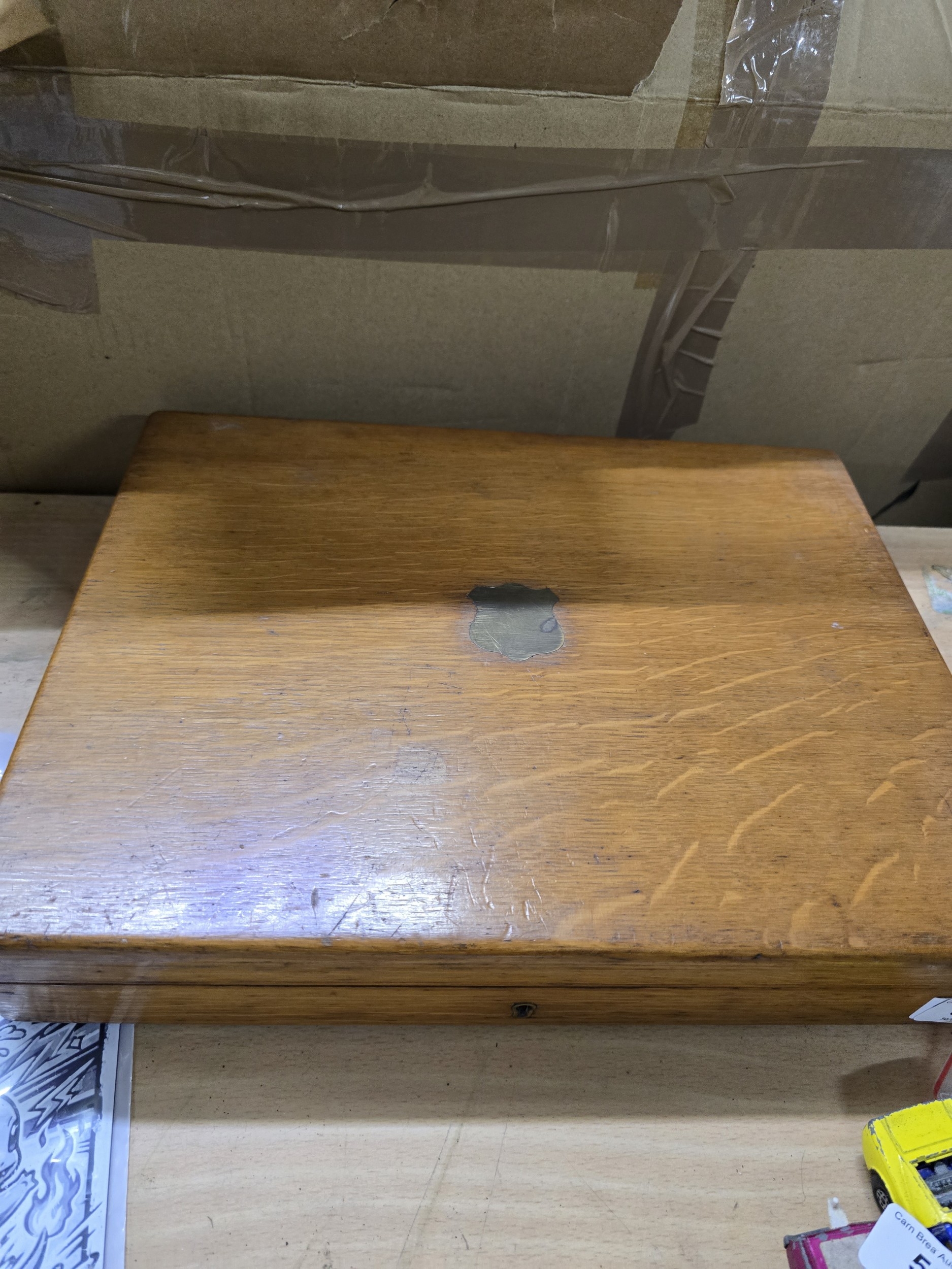 Lot 528