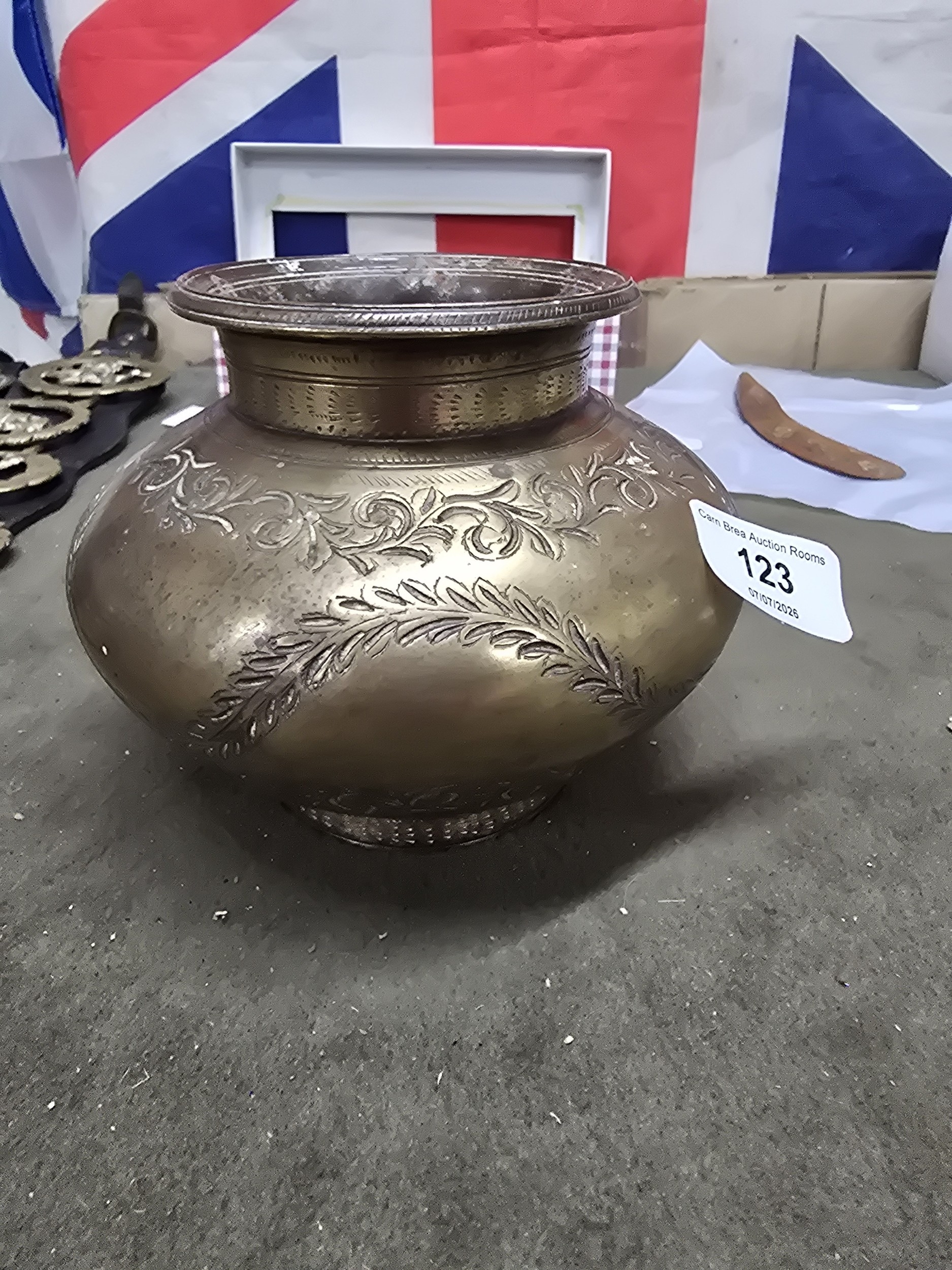 Lot 123