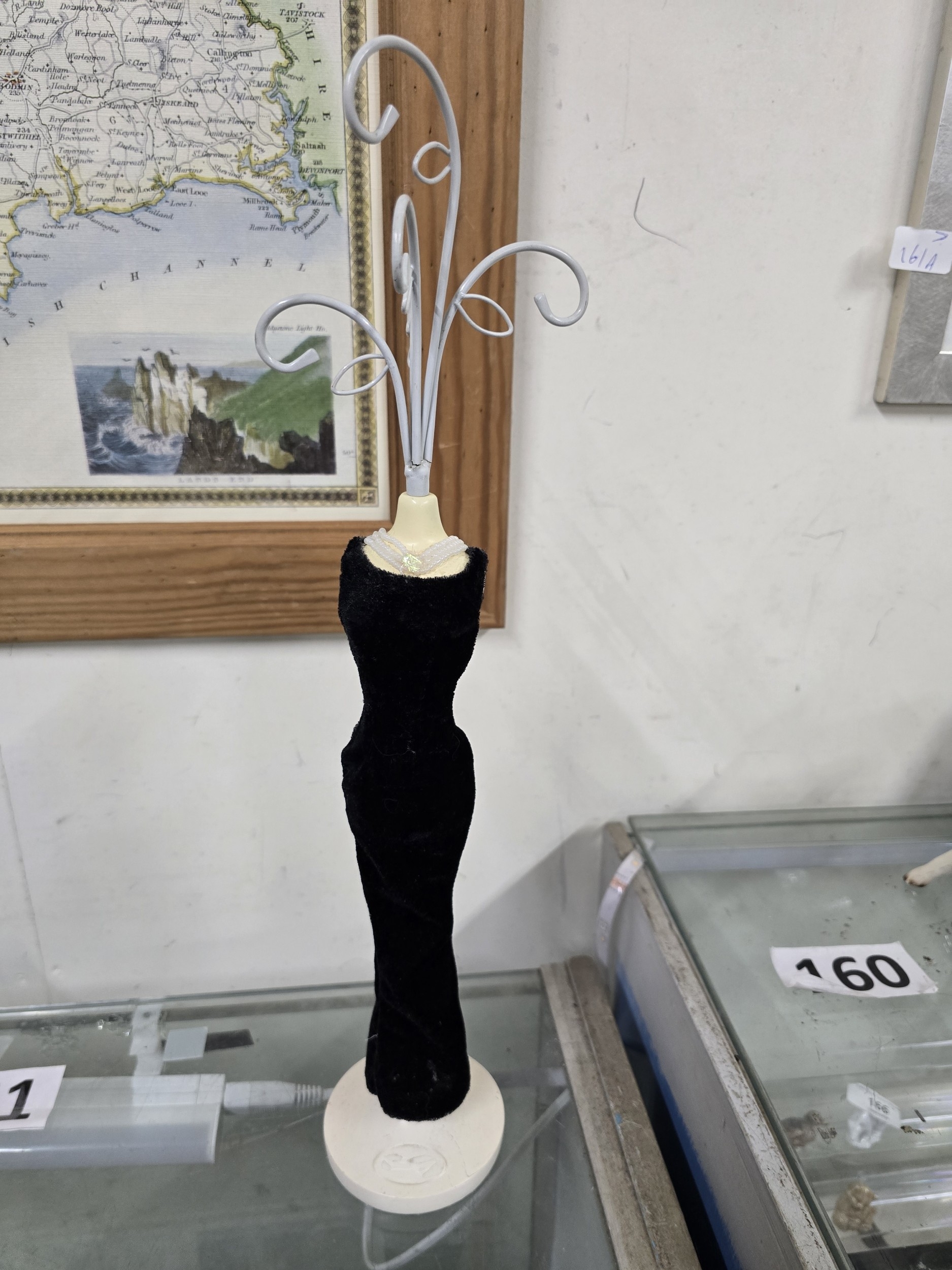 Lot 151a