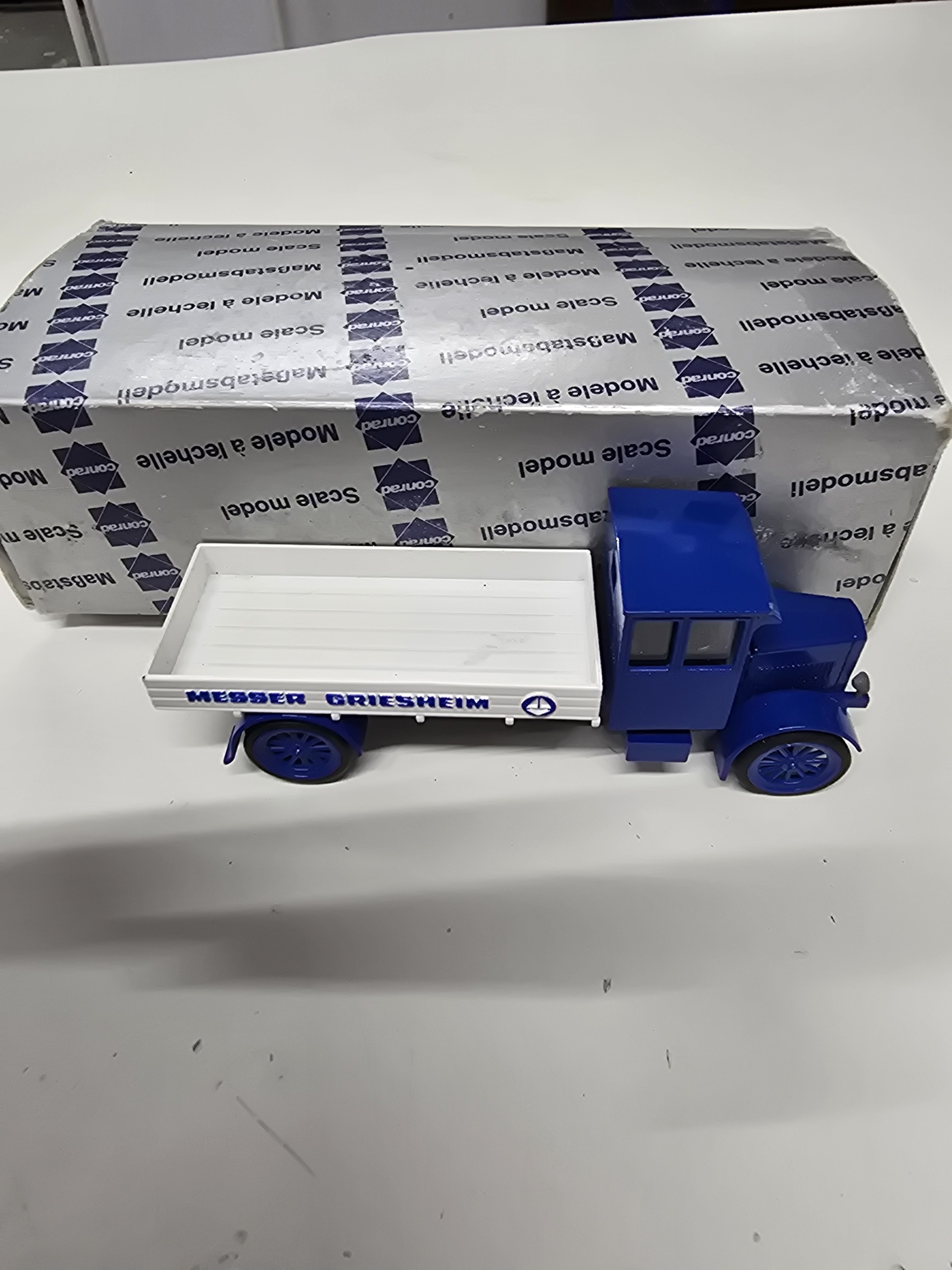Lot 219