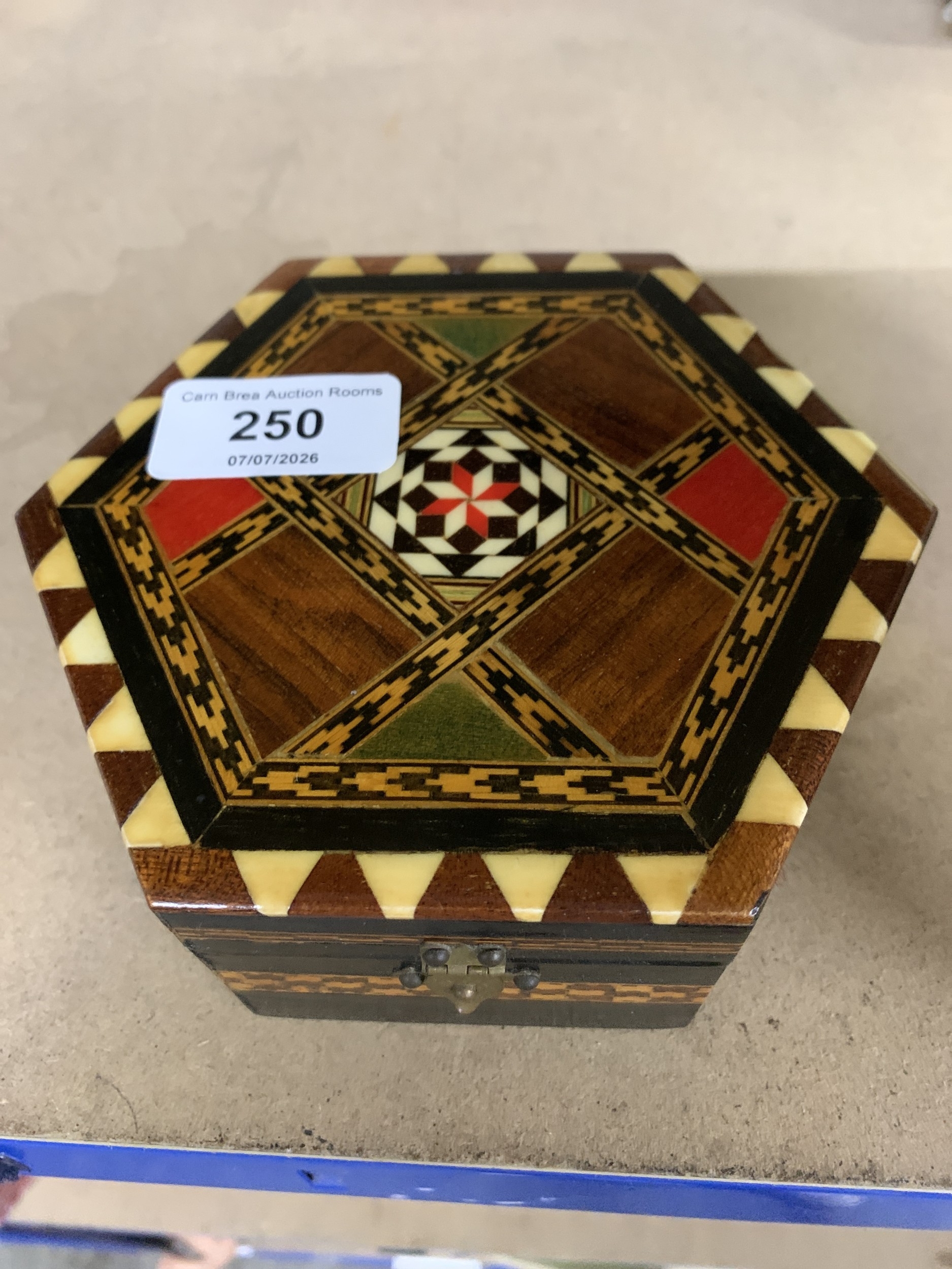 Lot 250