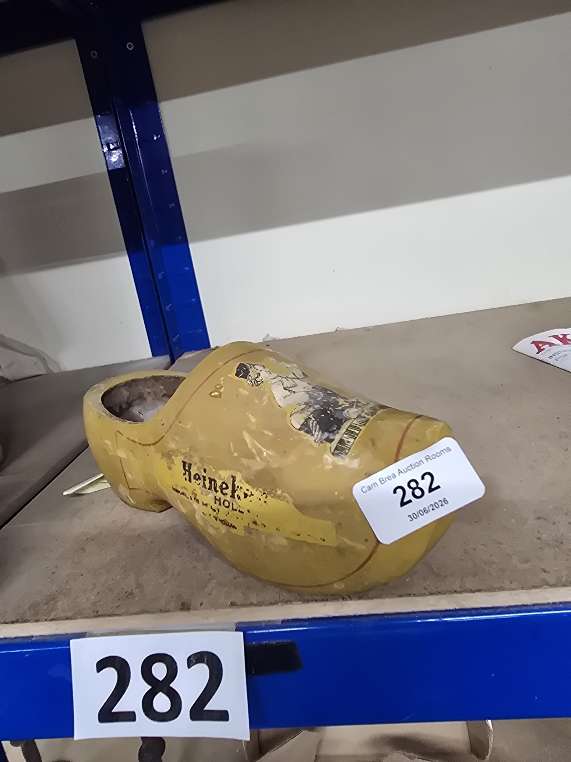 Lot 282