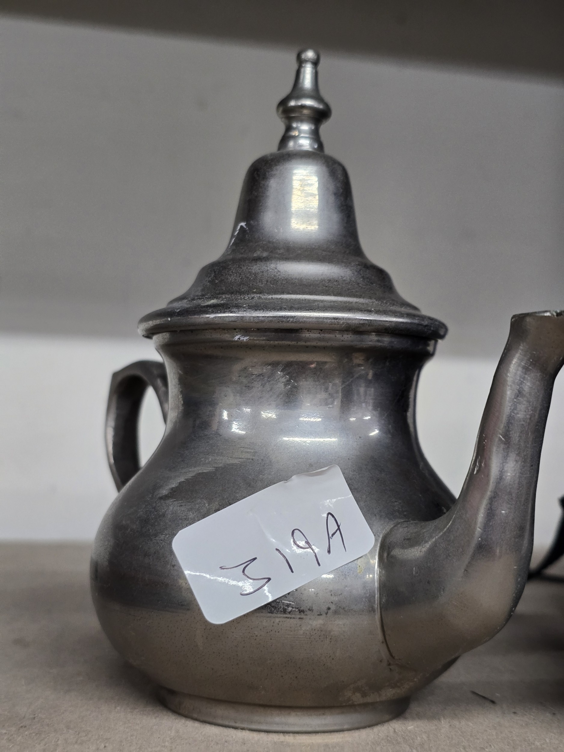 Lot 319a