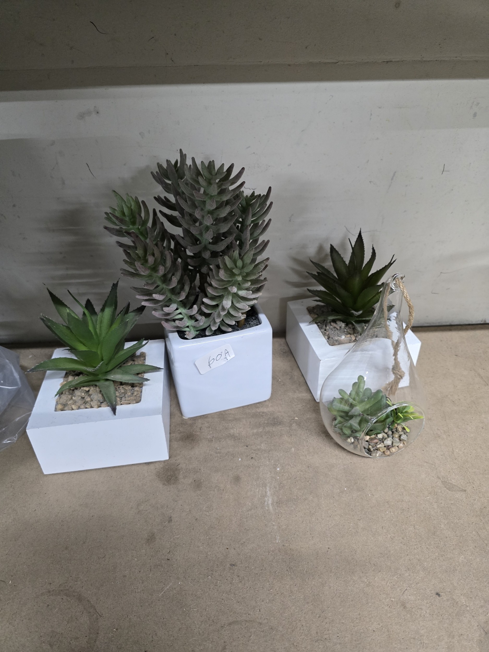 Lot 60a