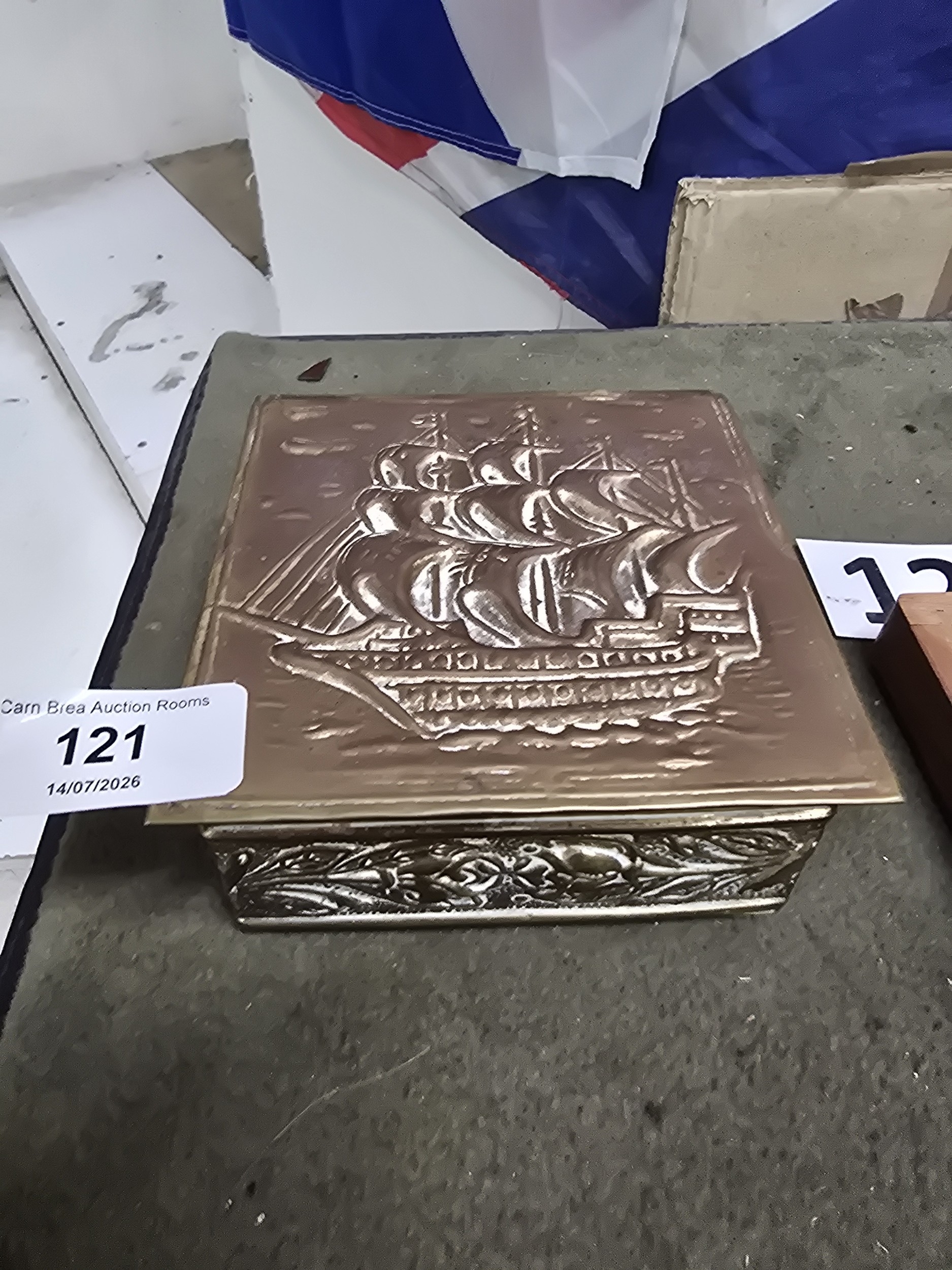 Lot 121