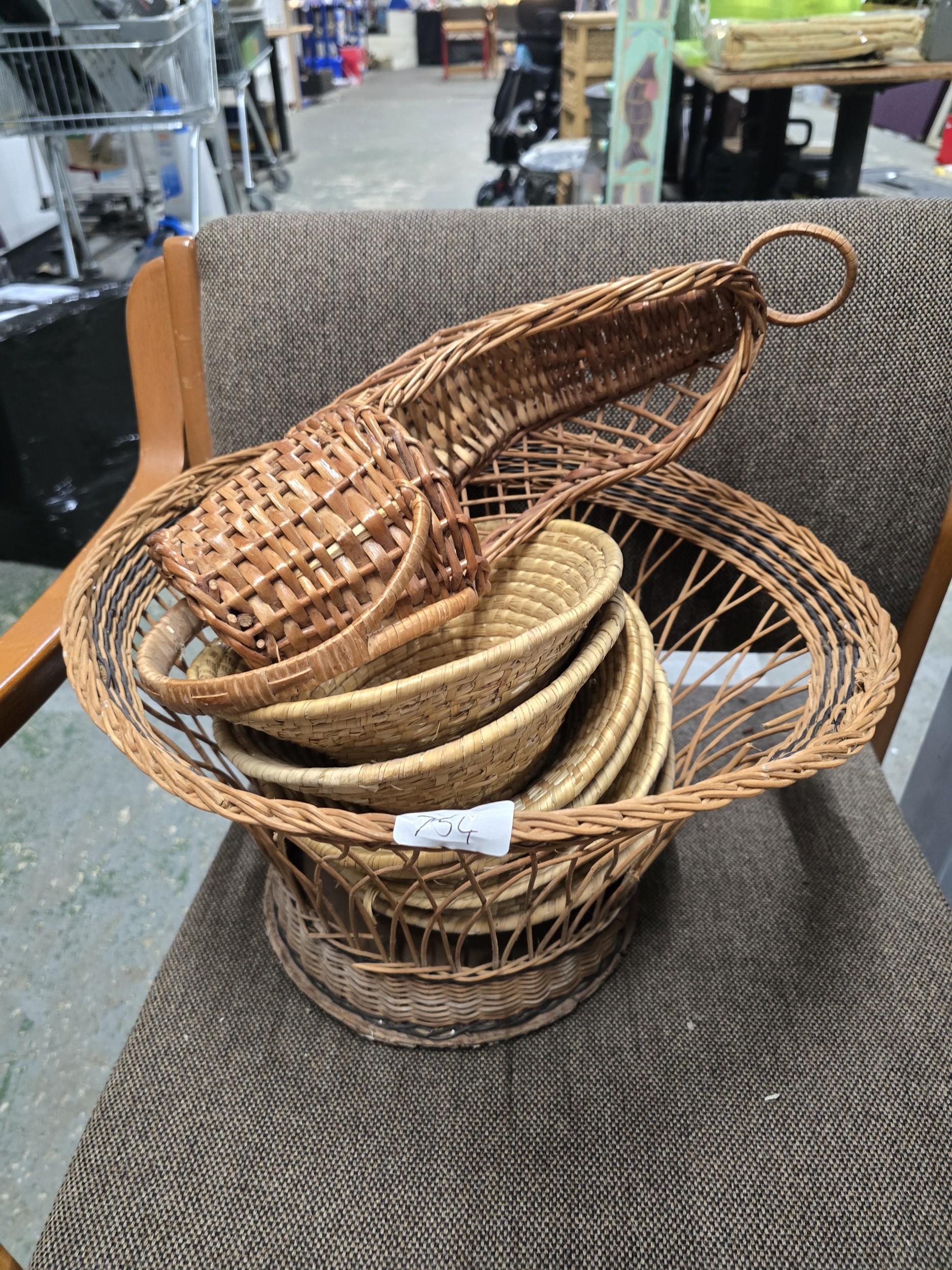 Lot 280