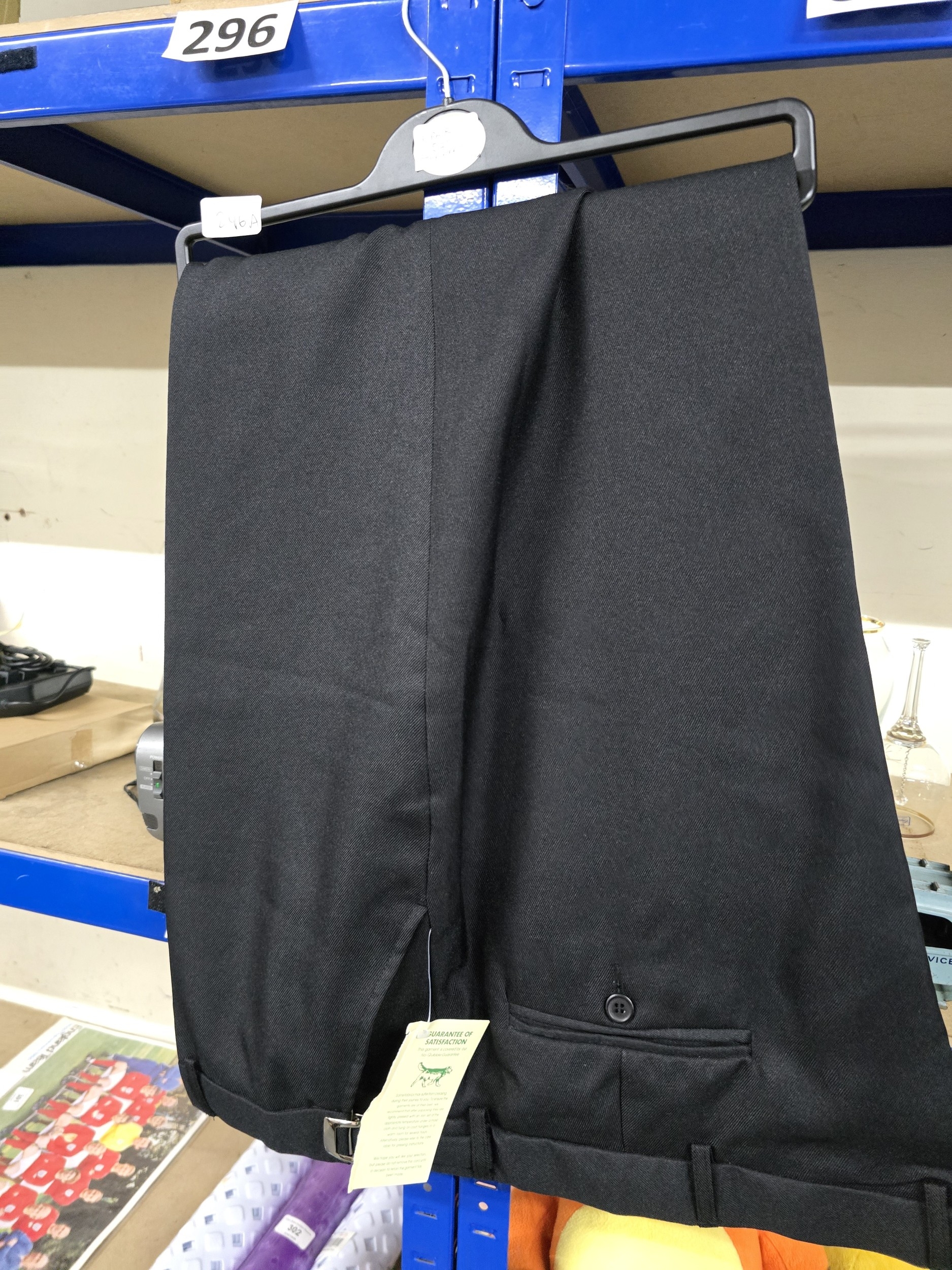 Lot 296a