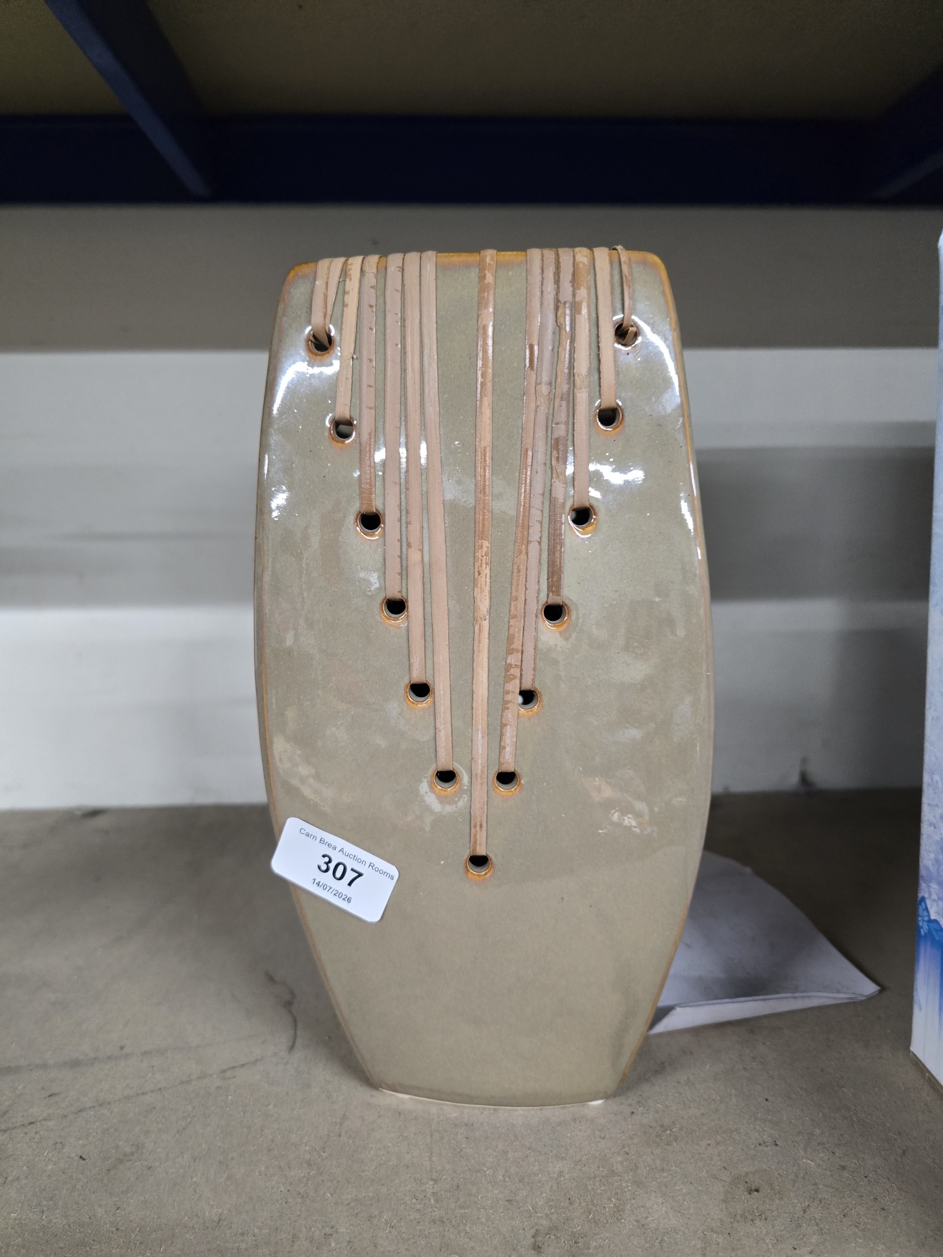 Lot 307