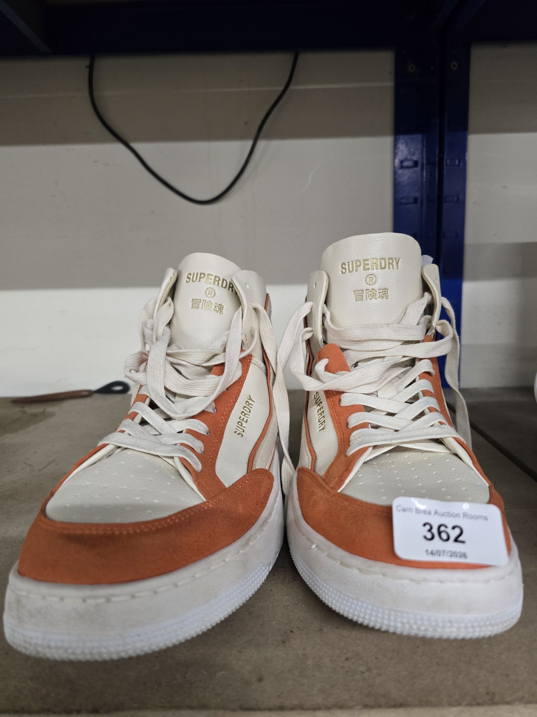 Lot 362