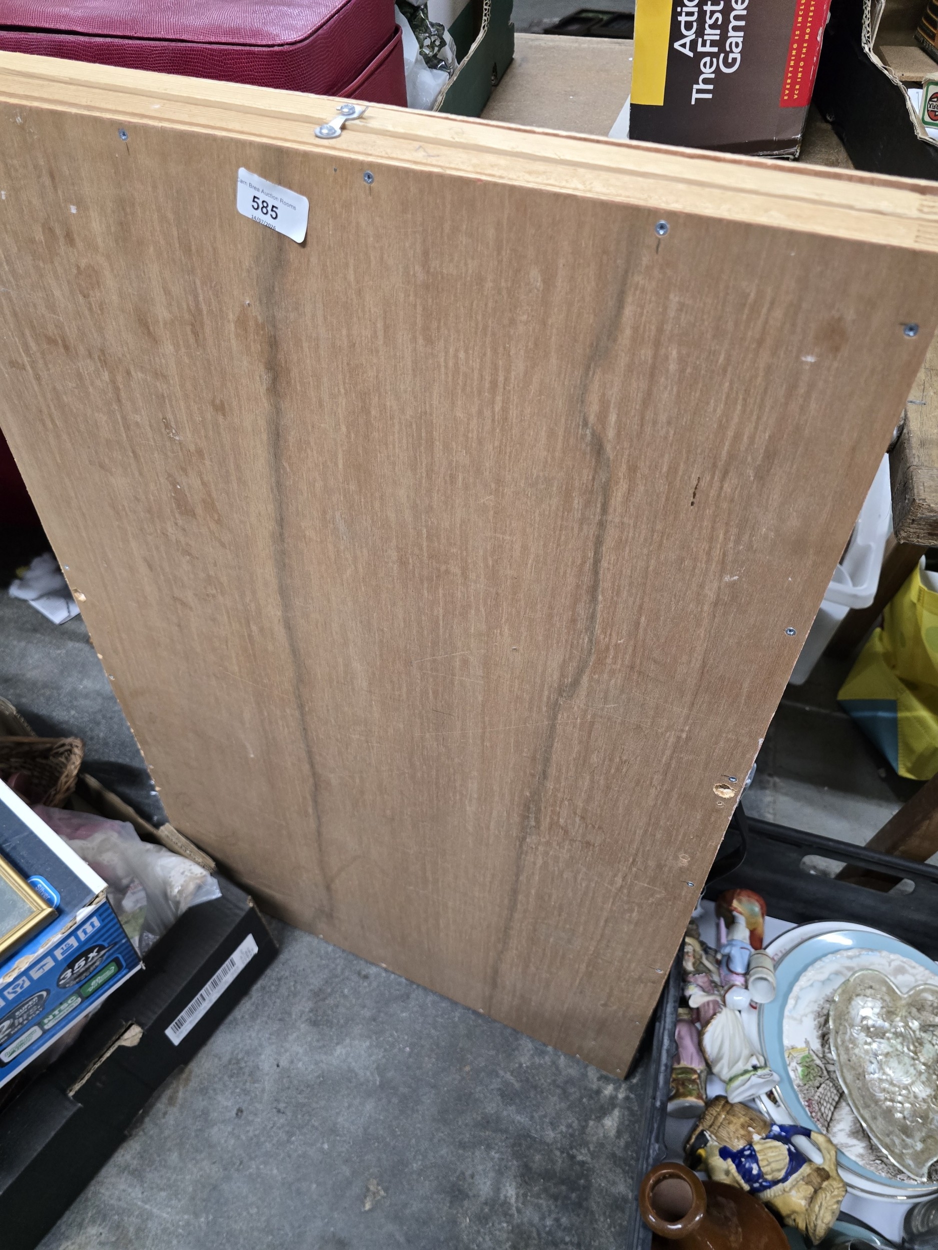 Lot 585