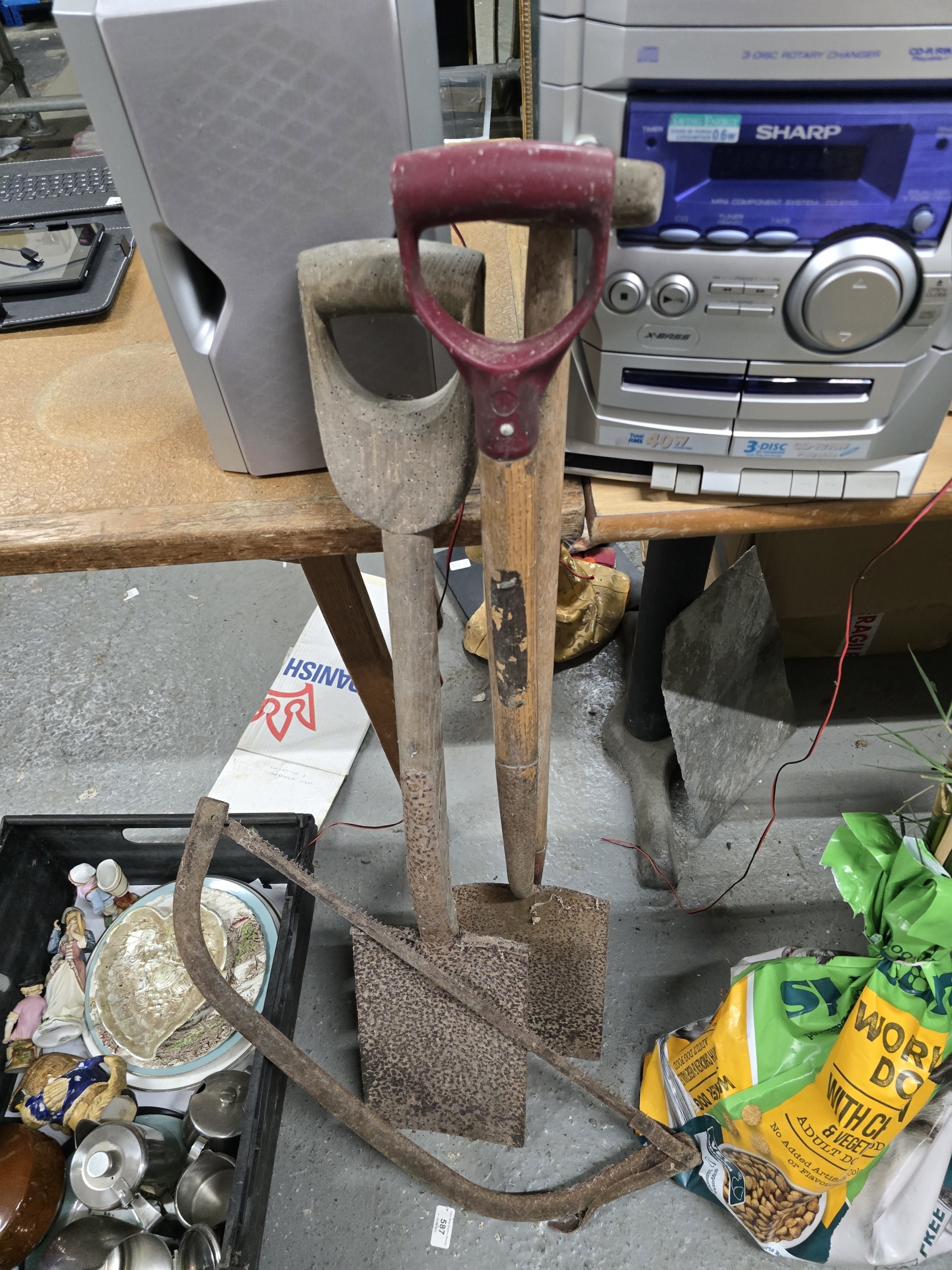 Lot 590