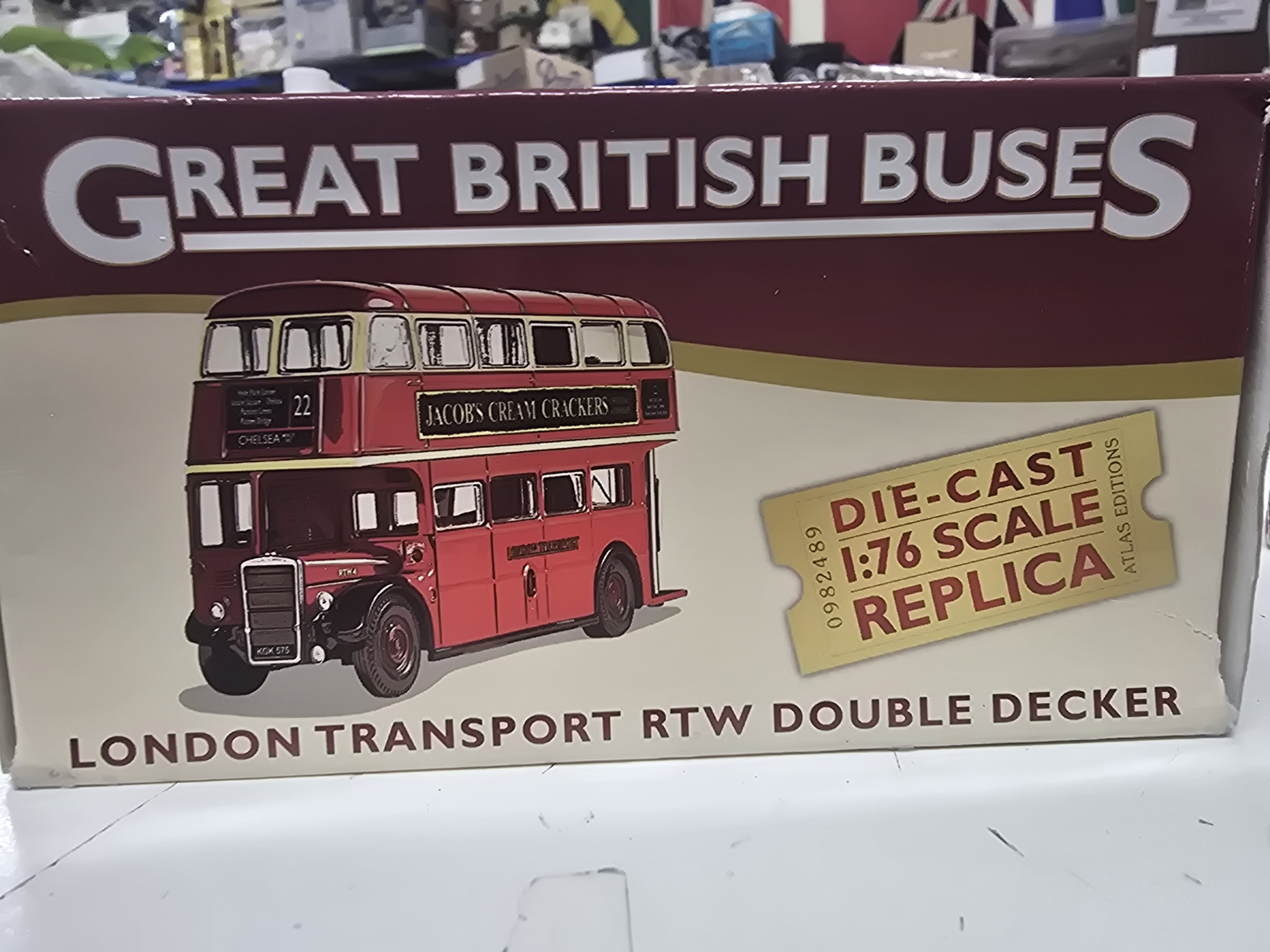 Lot 207