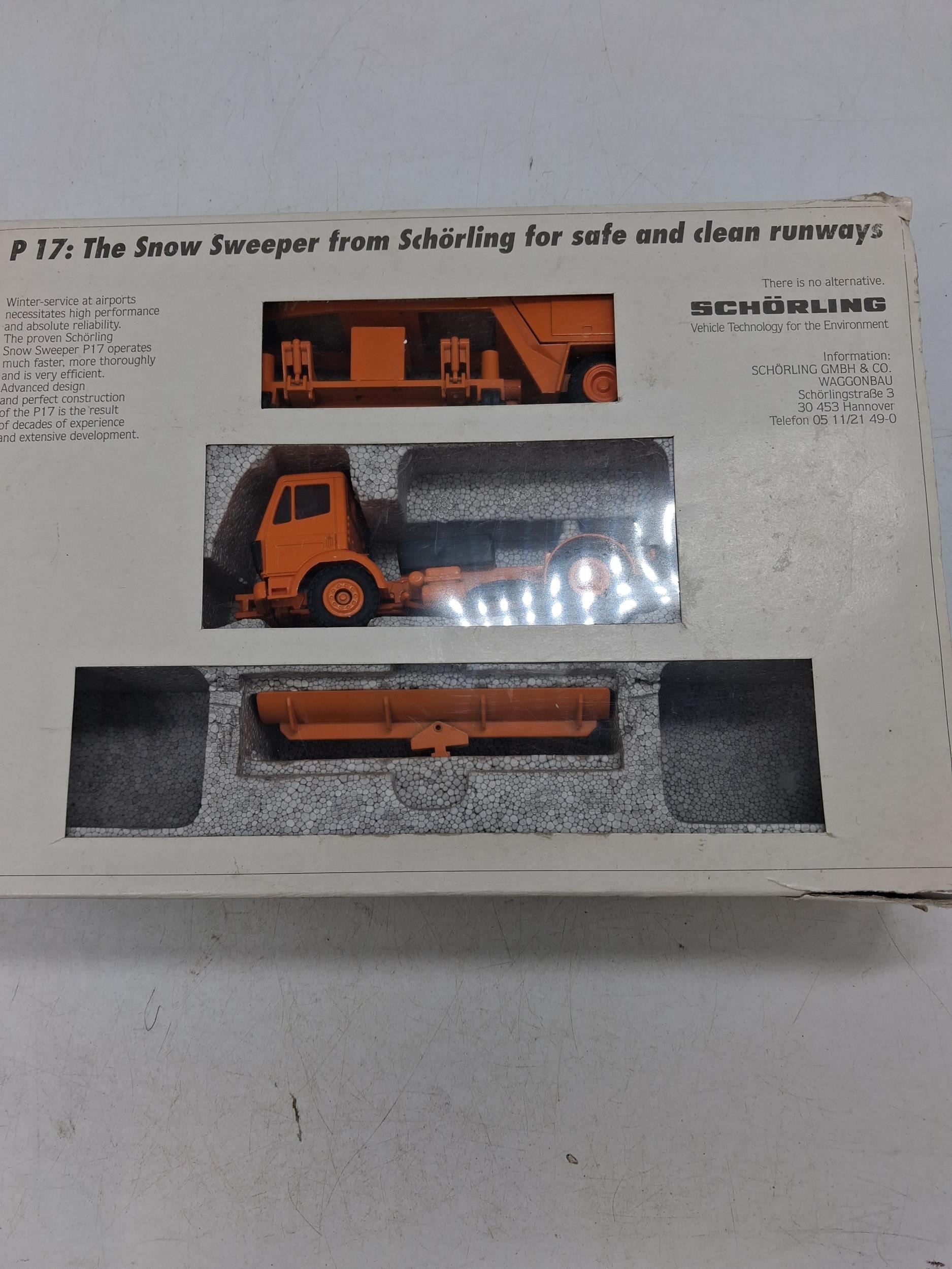Lot 220
