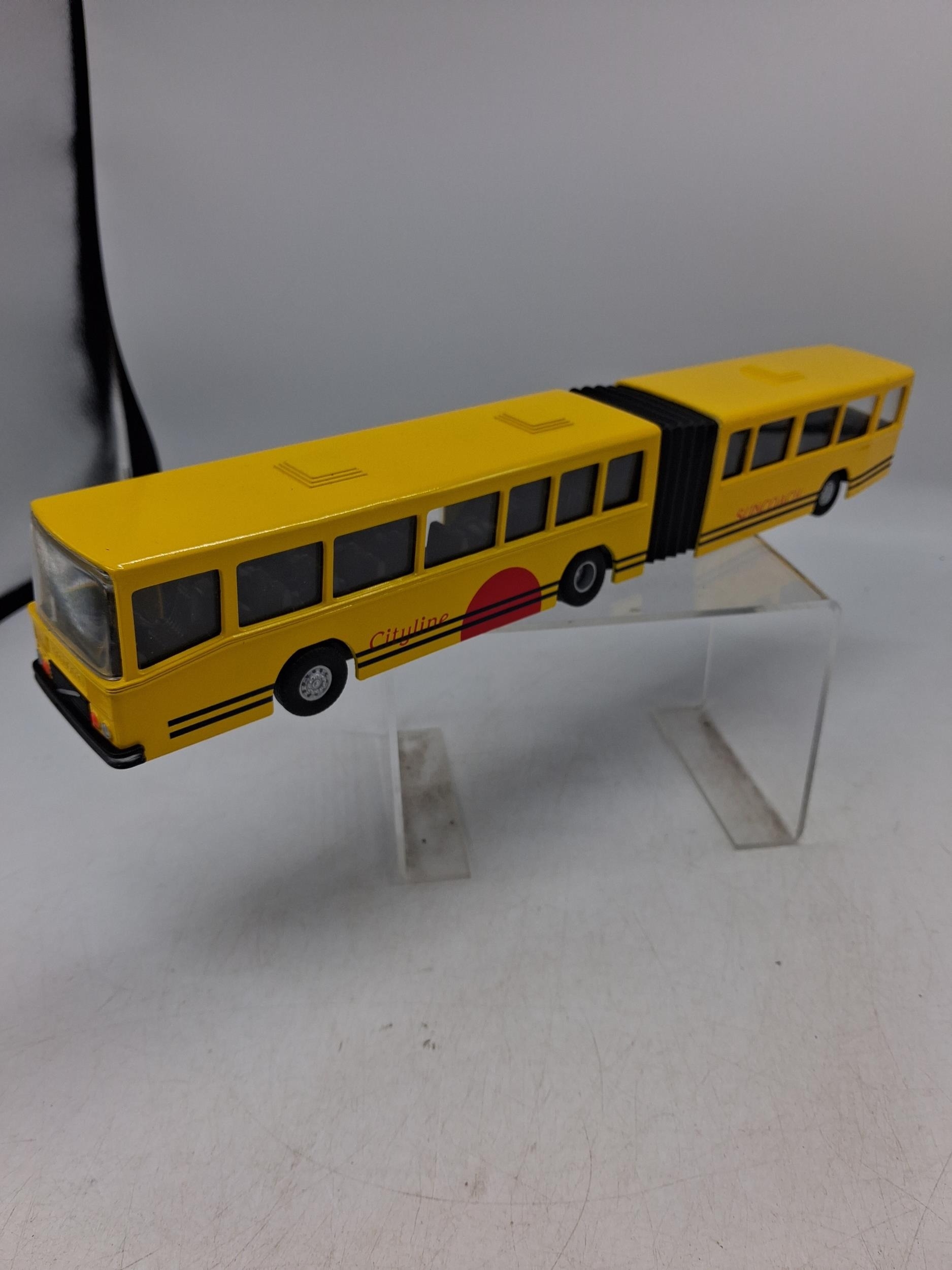 Lot 436