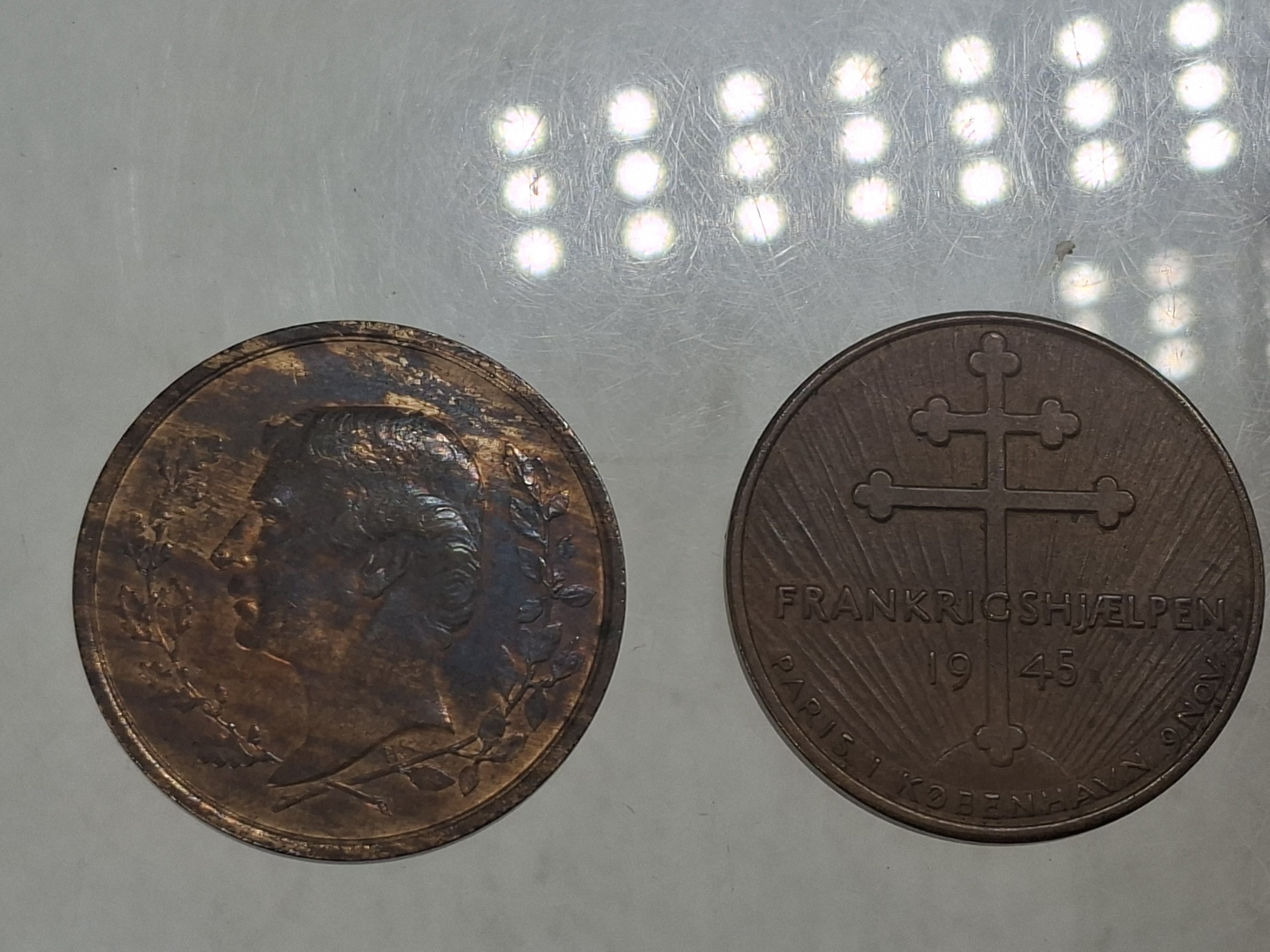 Lot 696