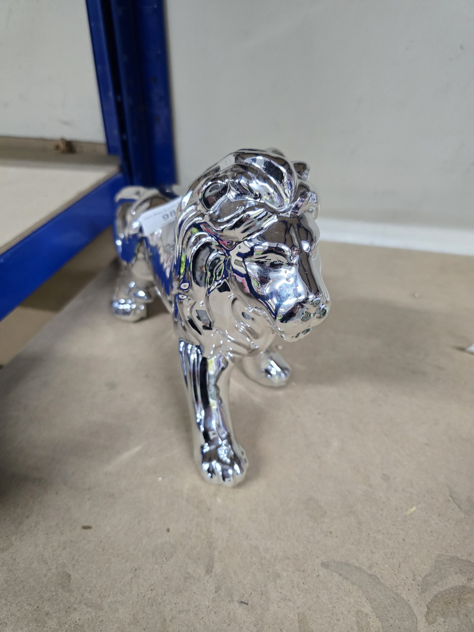 Lot 98