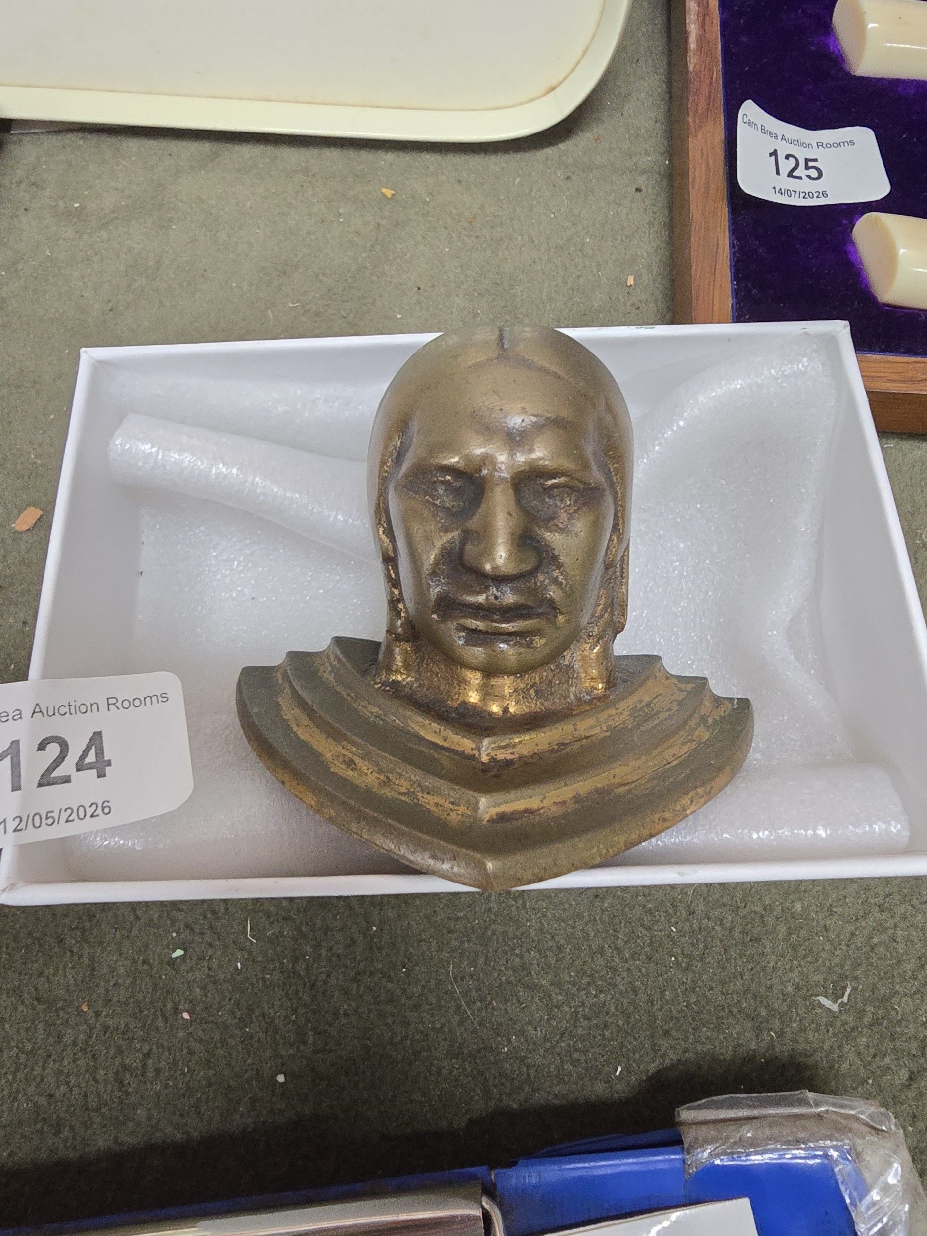 Lot 124