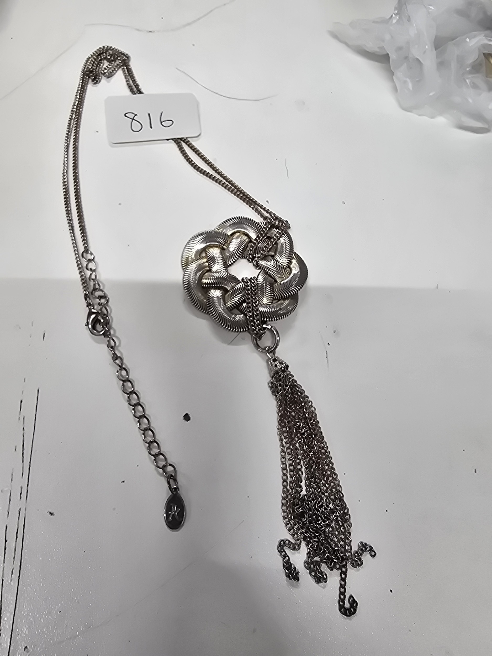 Lot 199