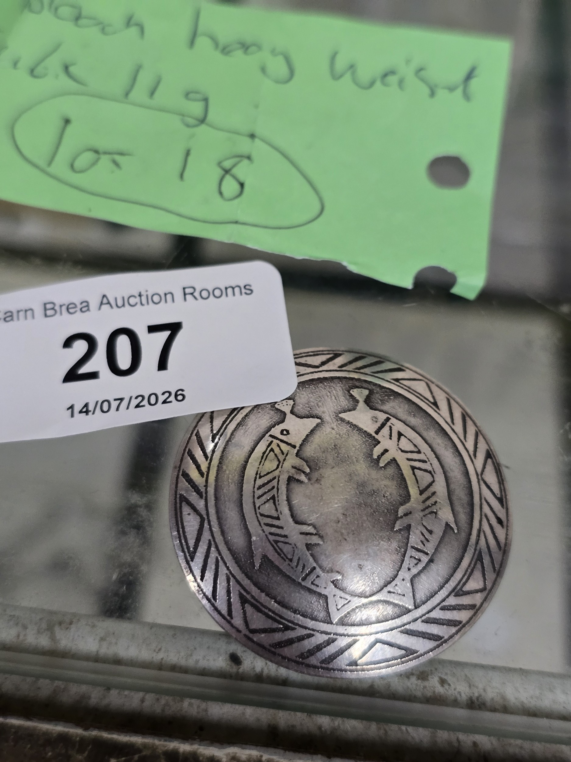 Lot 207