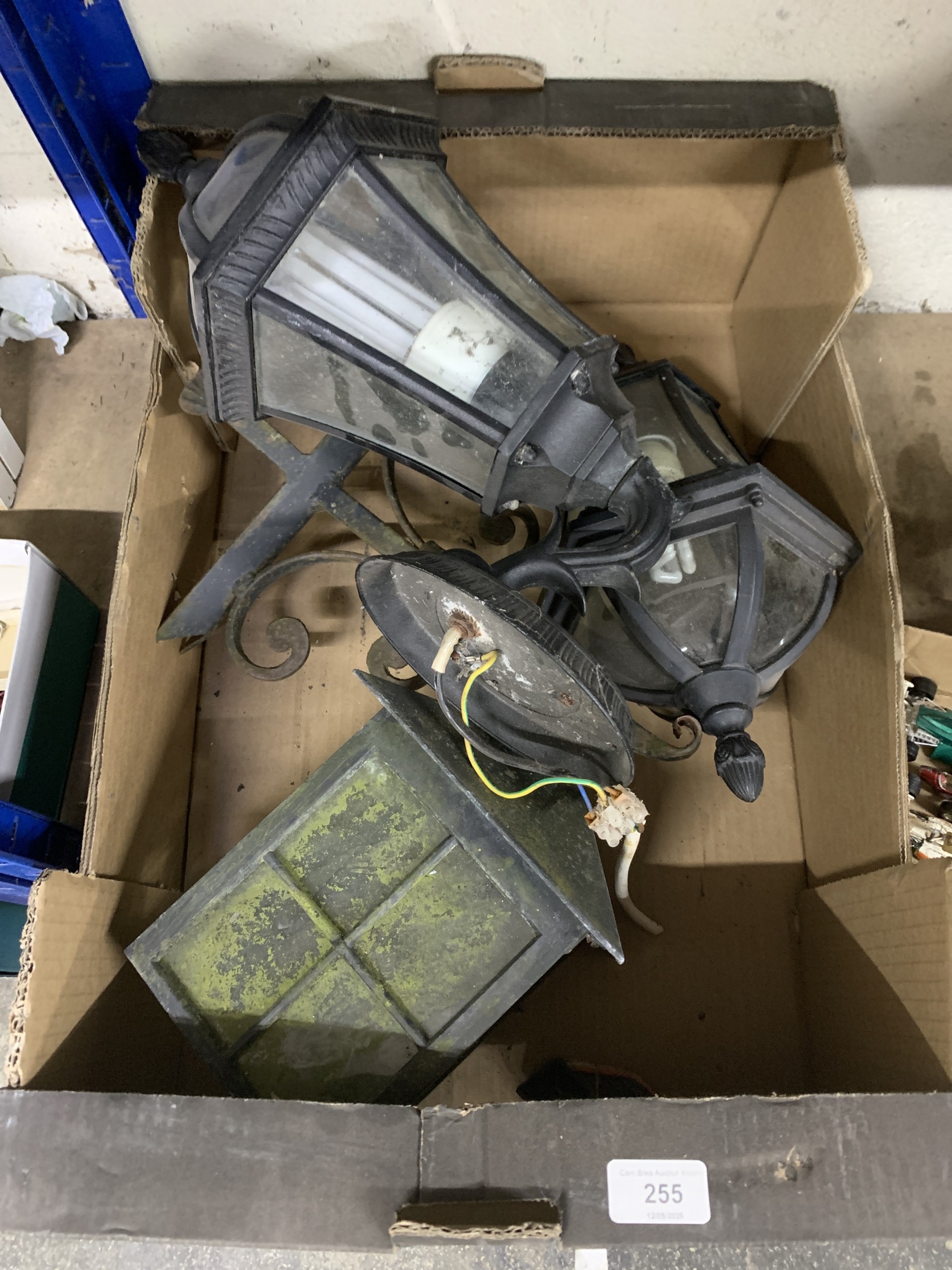 Lot 255