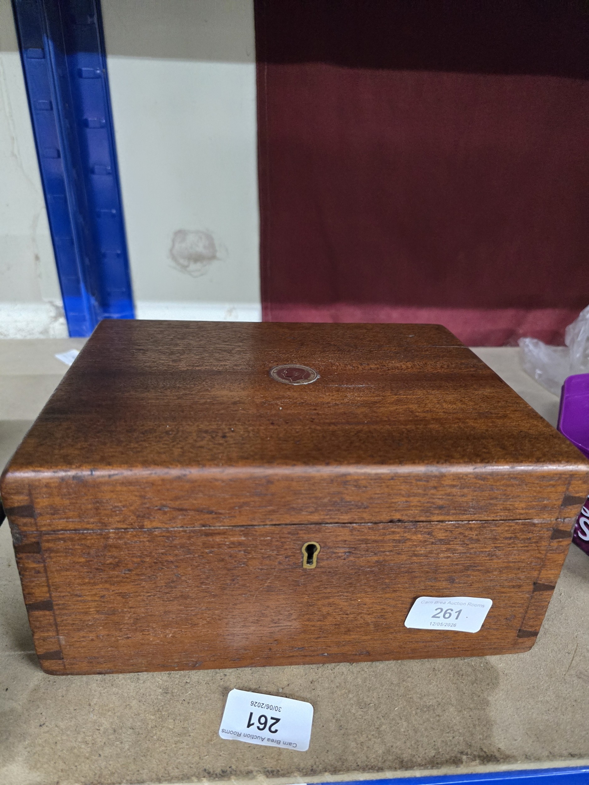 Lot 261