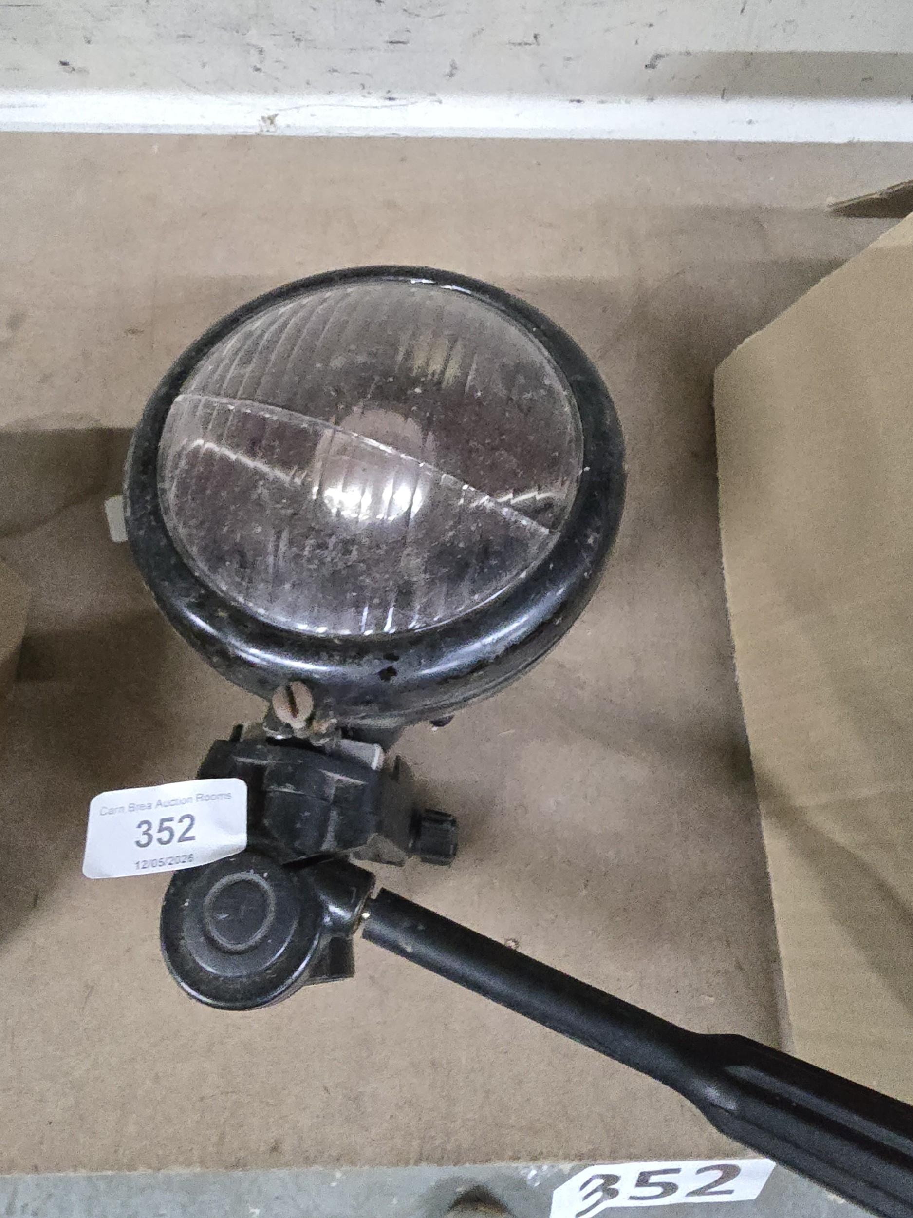 Lot 352