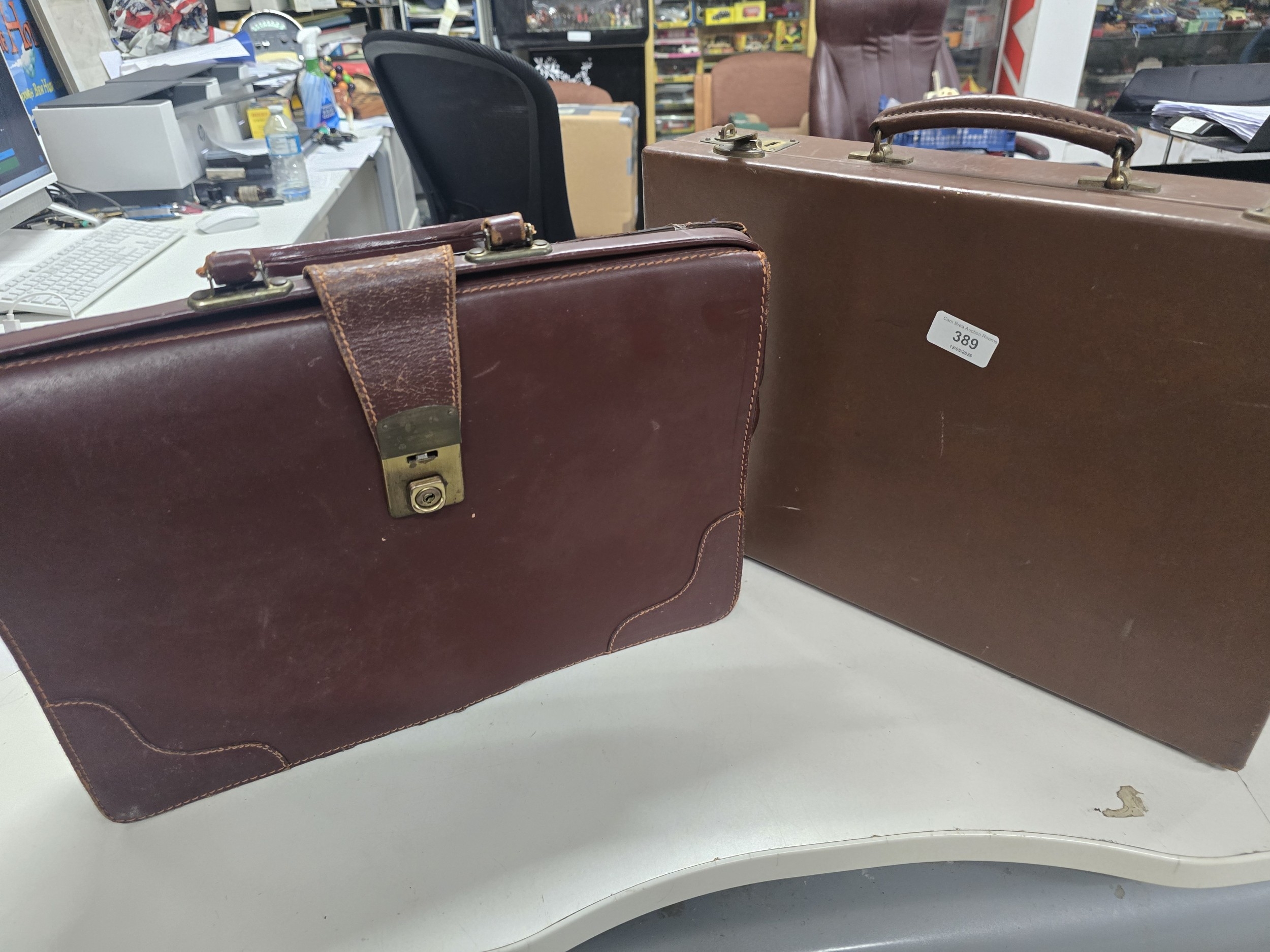 Lot 399