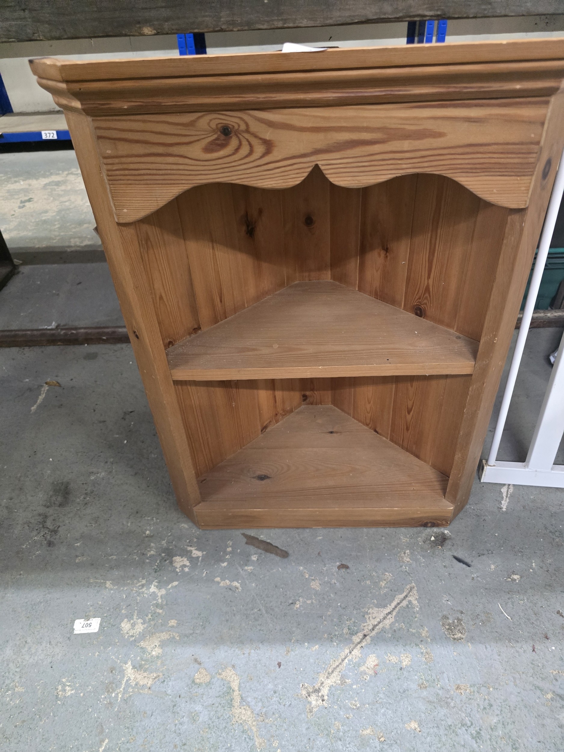 Lot 528