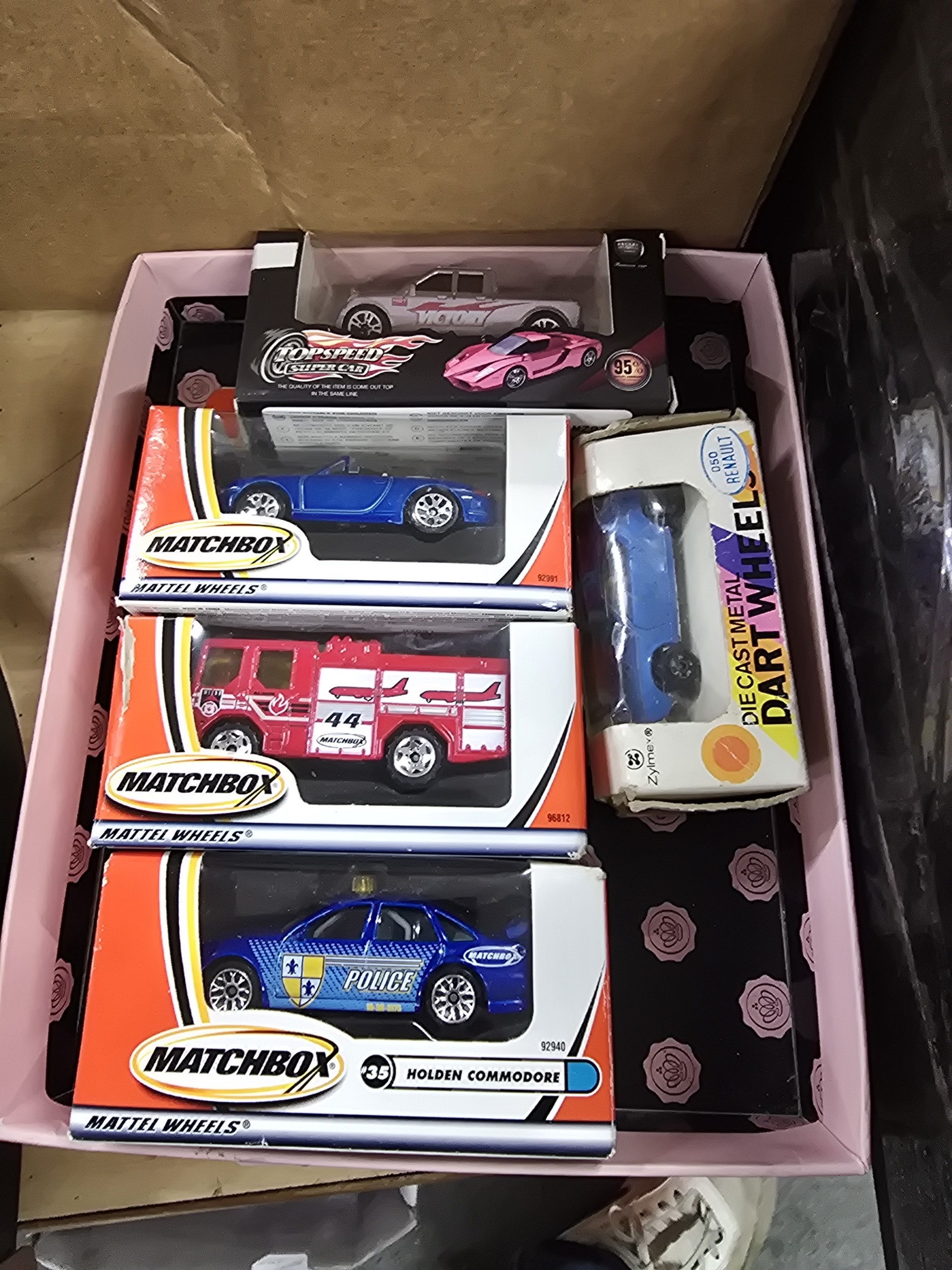Lot 547