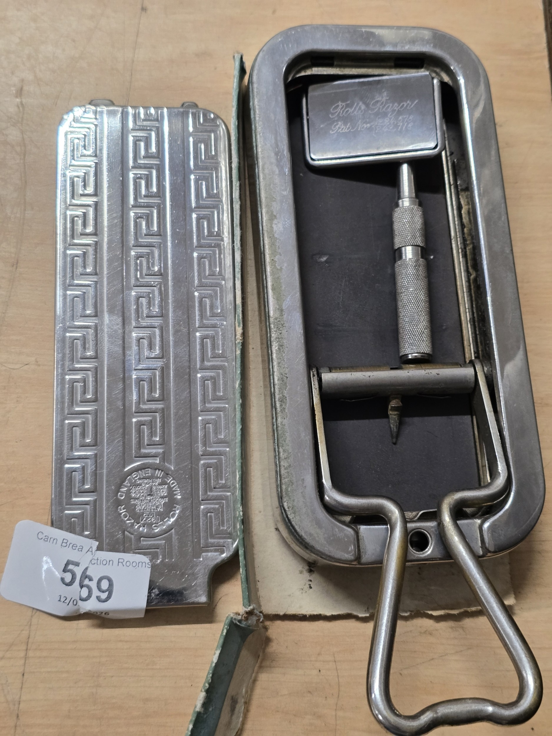 Lot 569