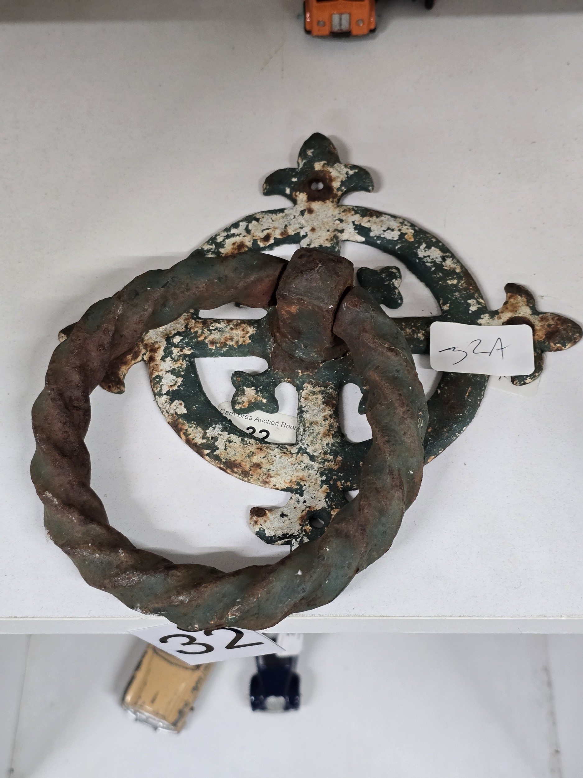 Lot 32a