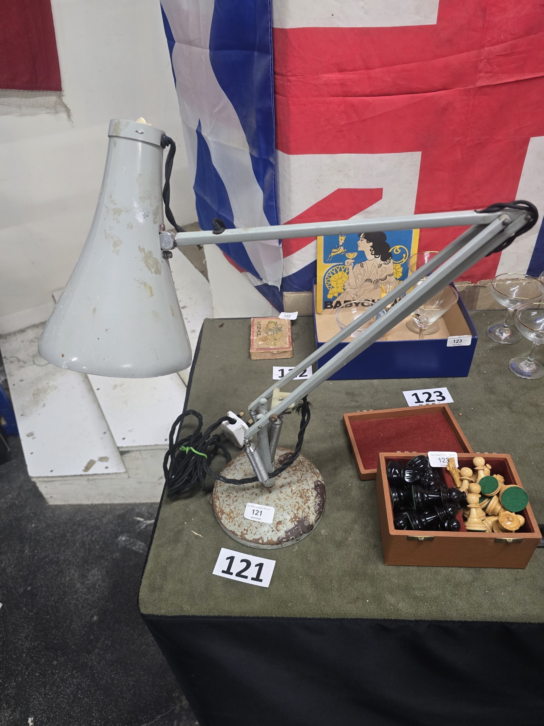 Lot 121