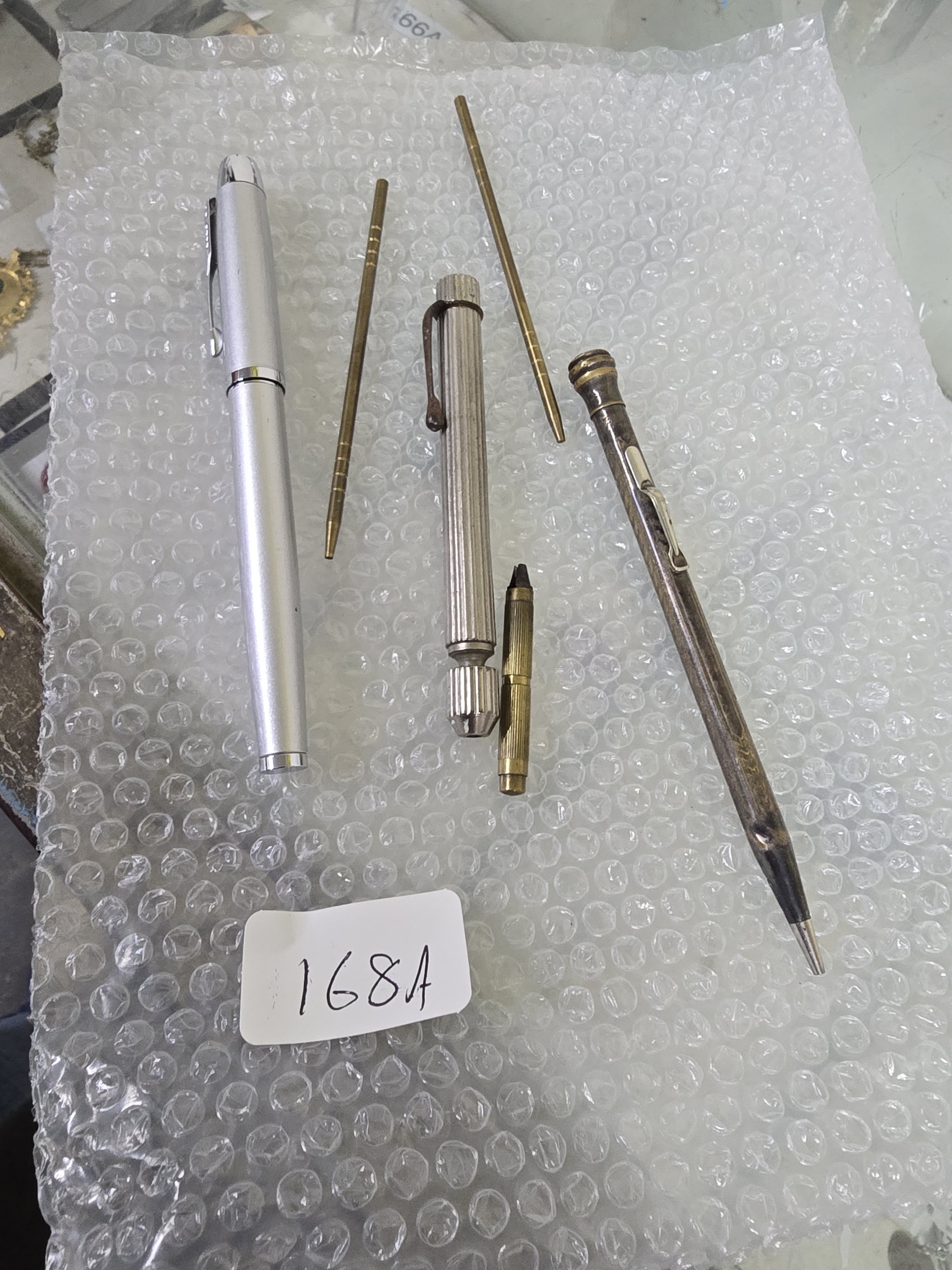 Lot 168a