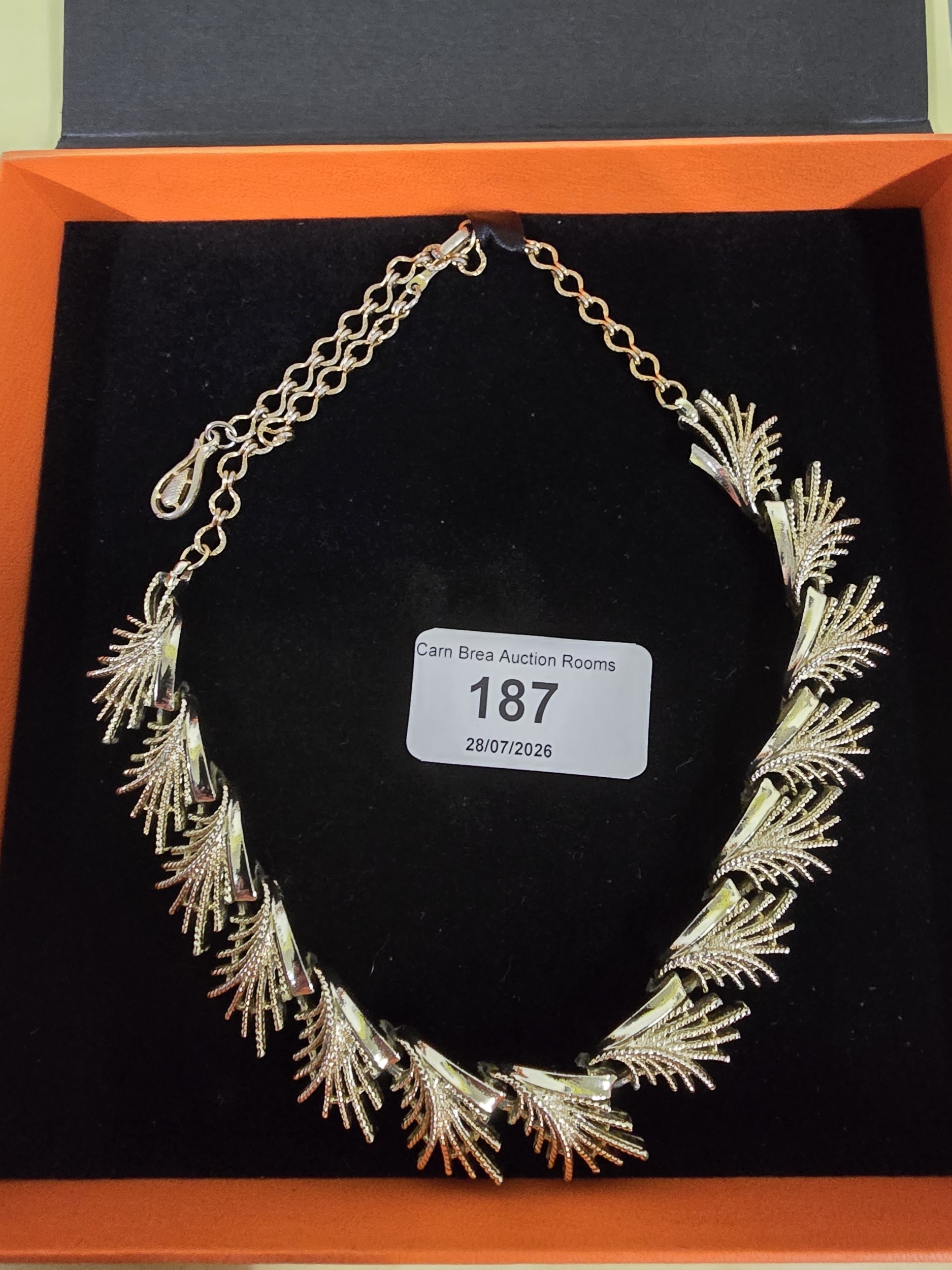 Lot 187