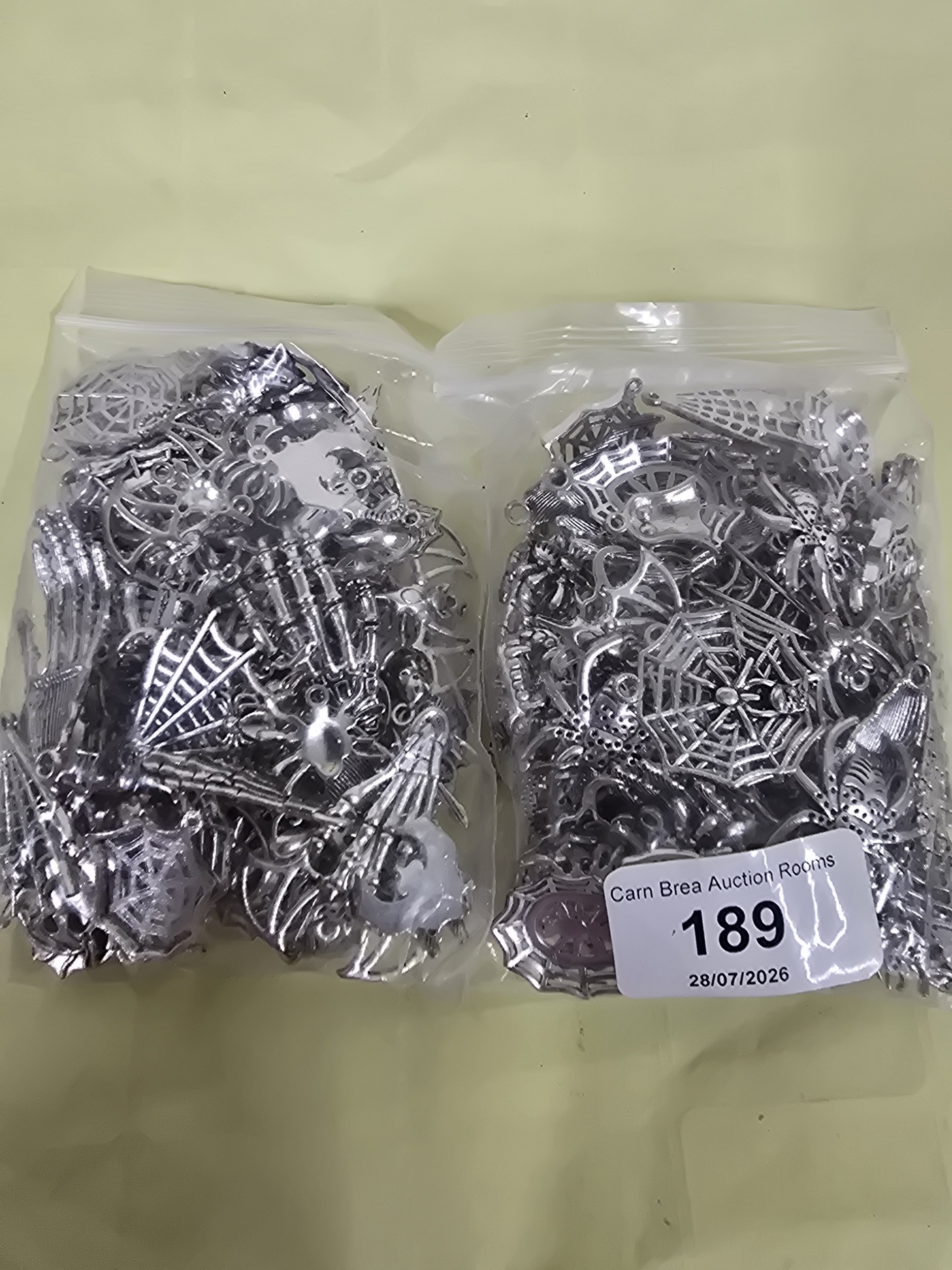 Lot 189