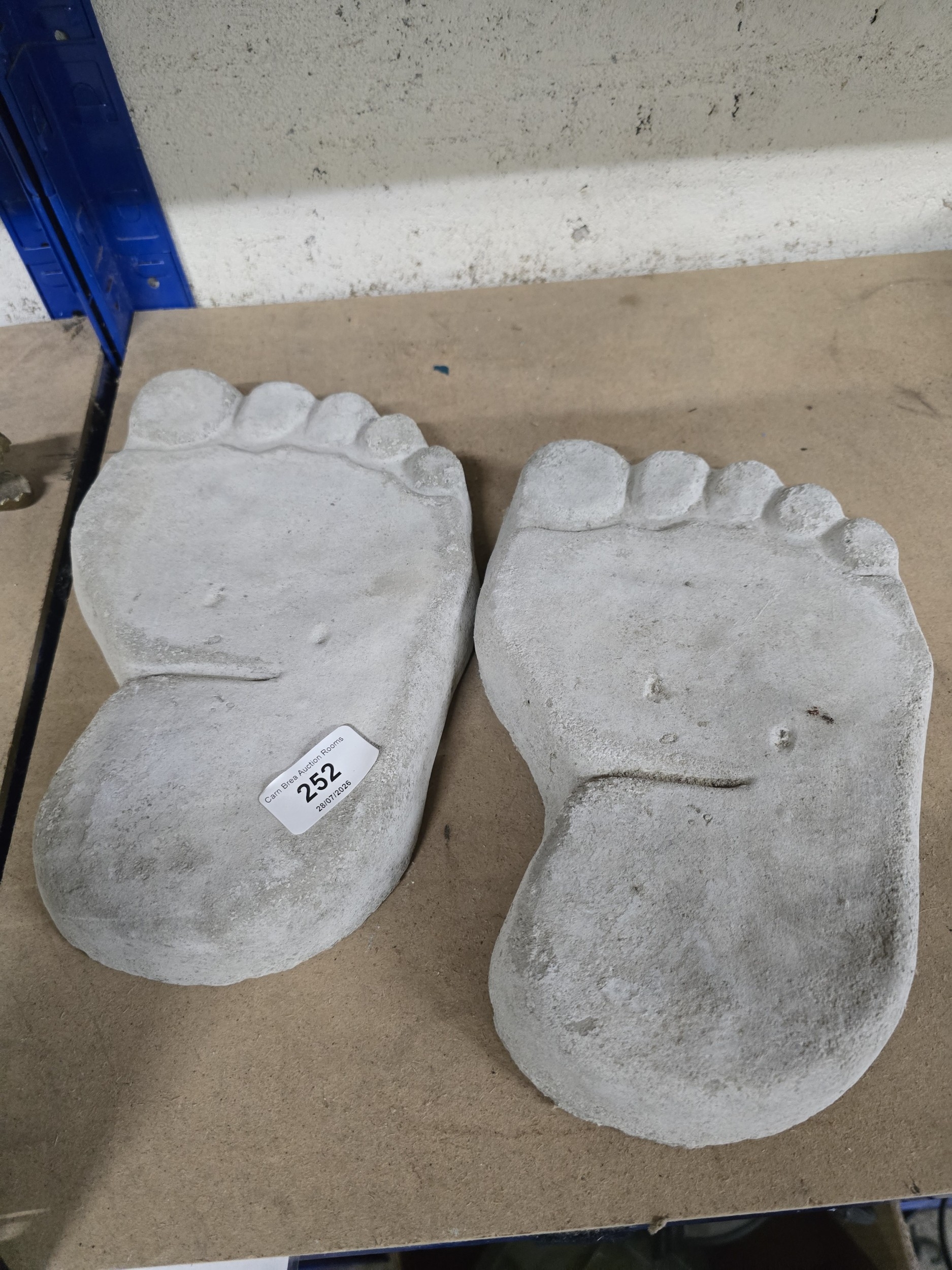 Lot 252