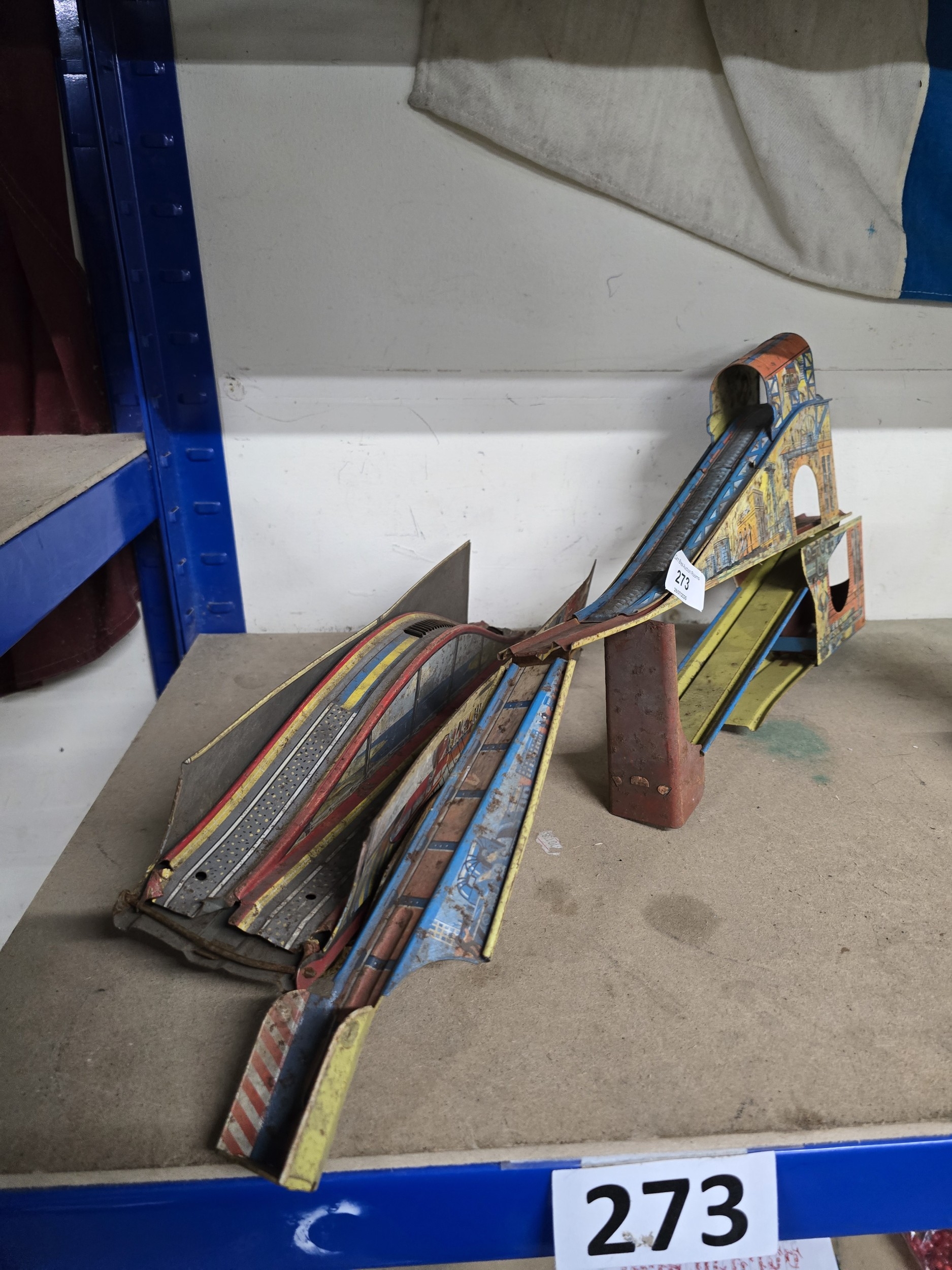 Lot 273