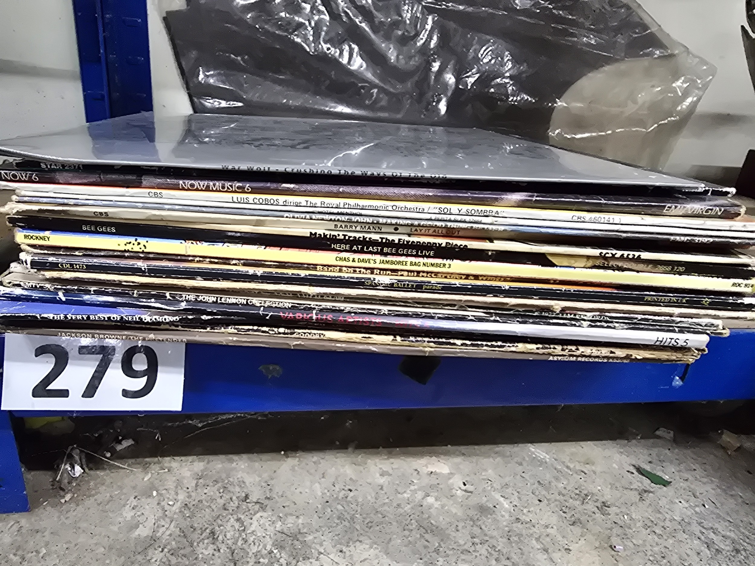 Lot 279