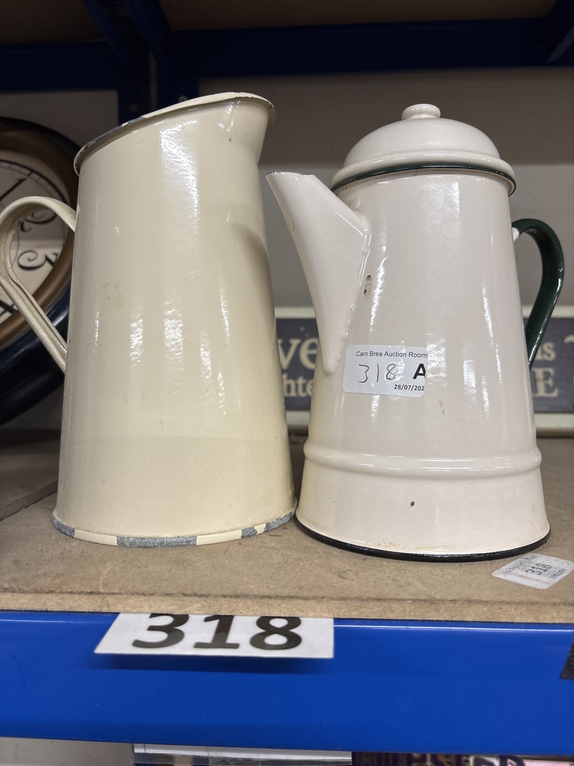 Lot 318a